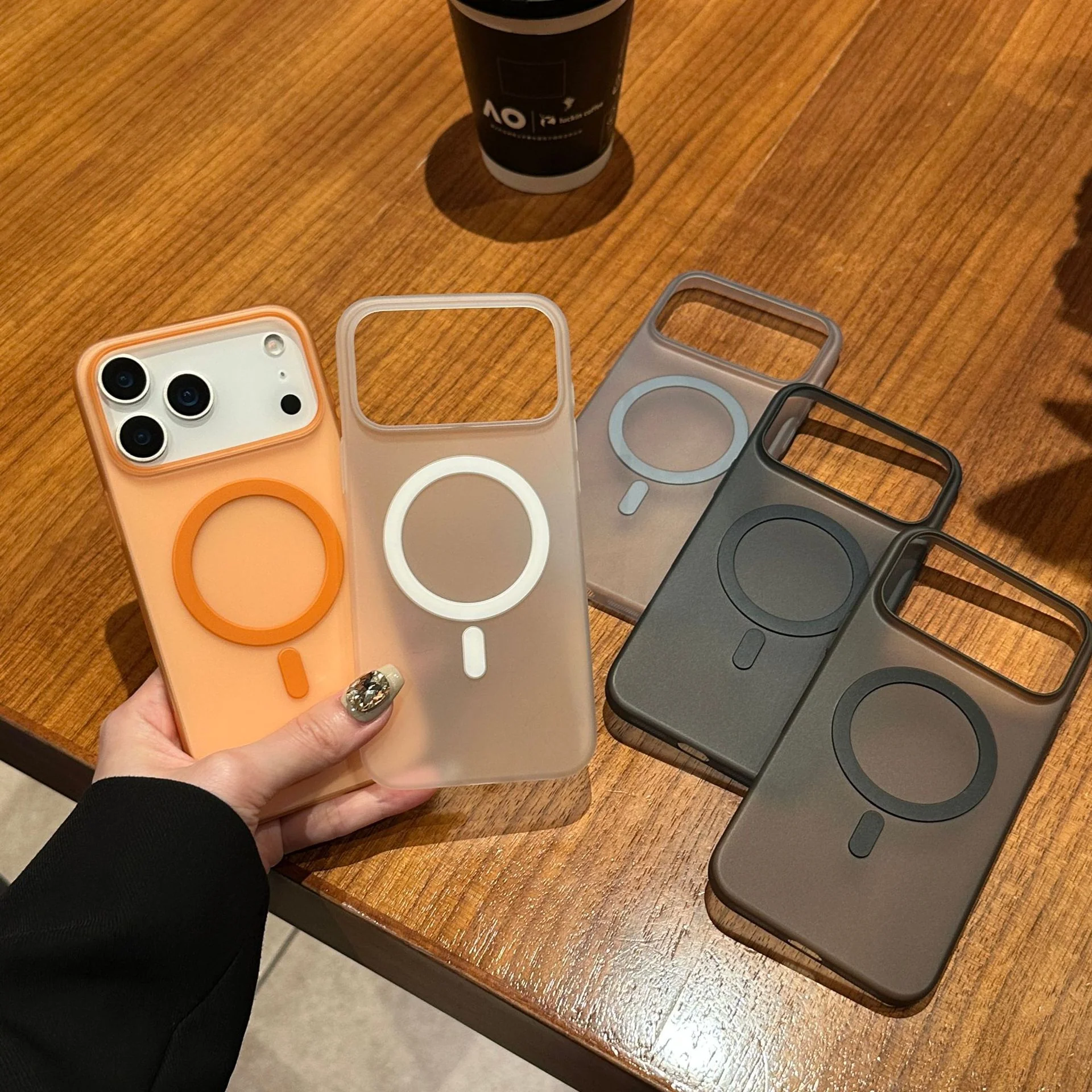 0.3MM Paper Back Case with MagSafe - Image 9