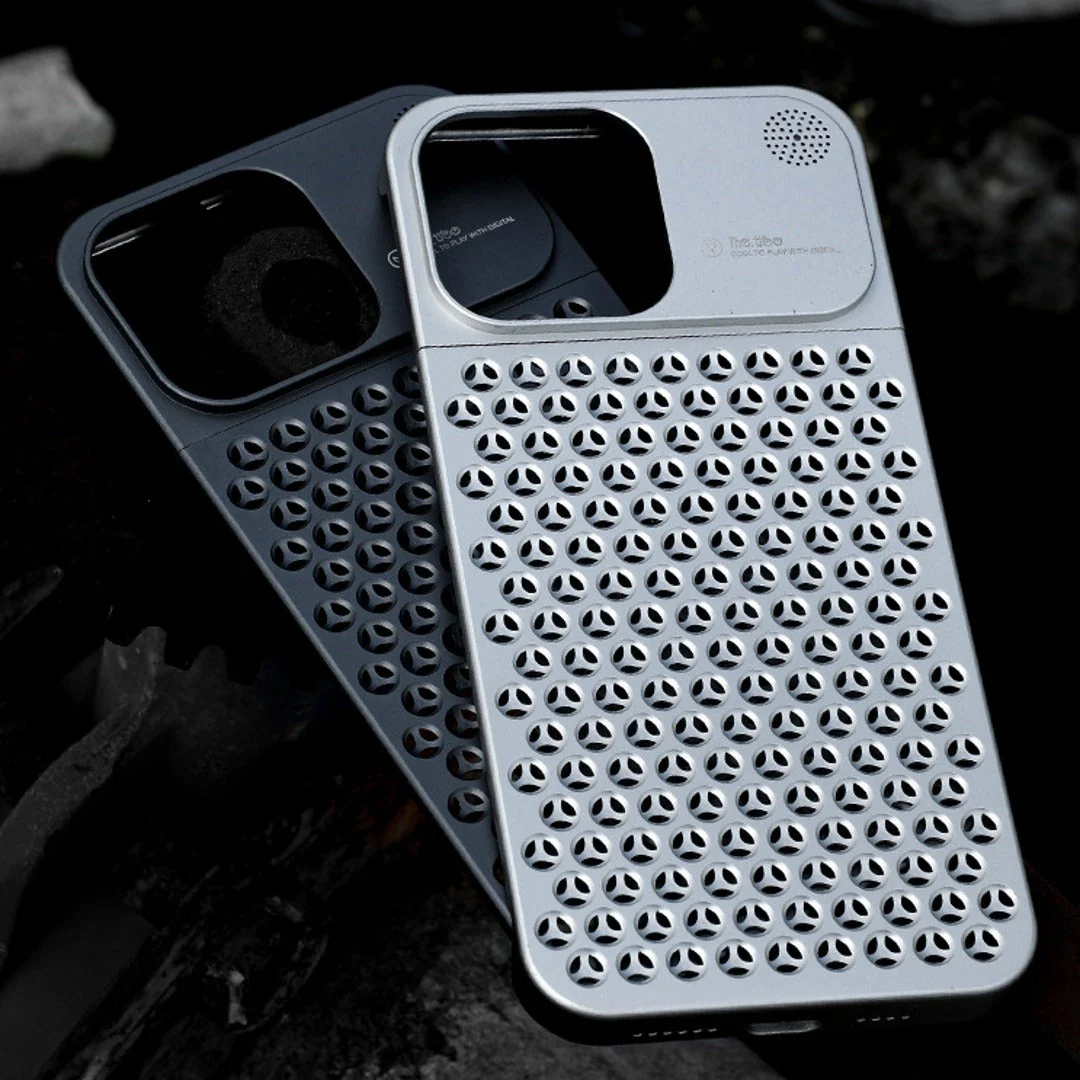 Aero Mesh ® Metallic Hybrid Case - iPhone - Image 3