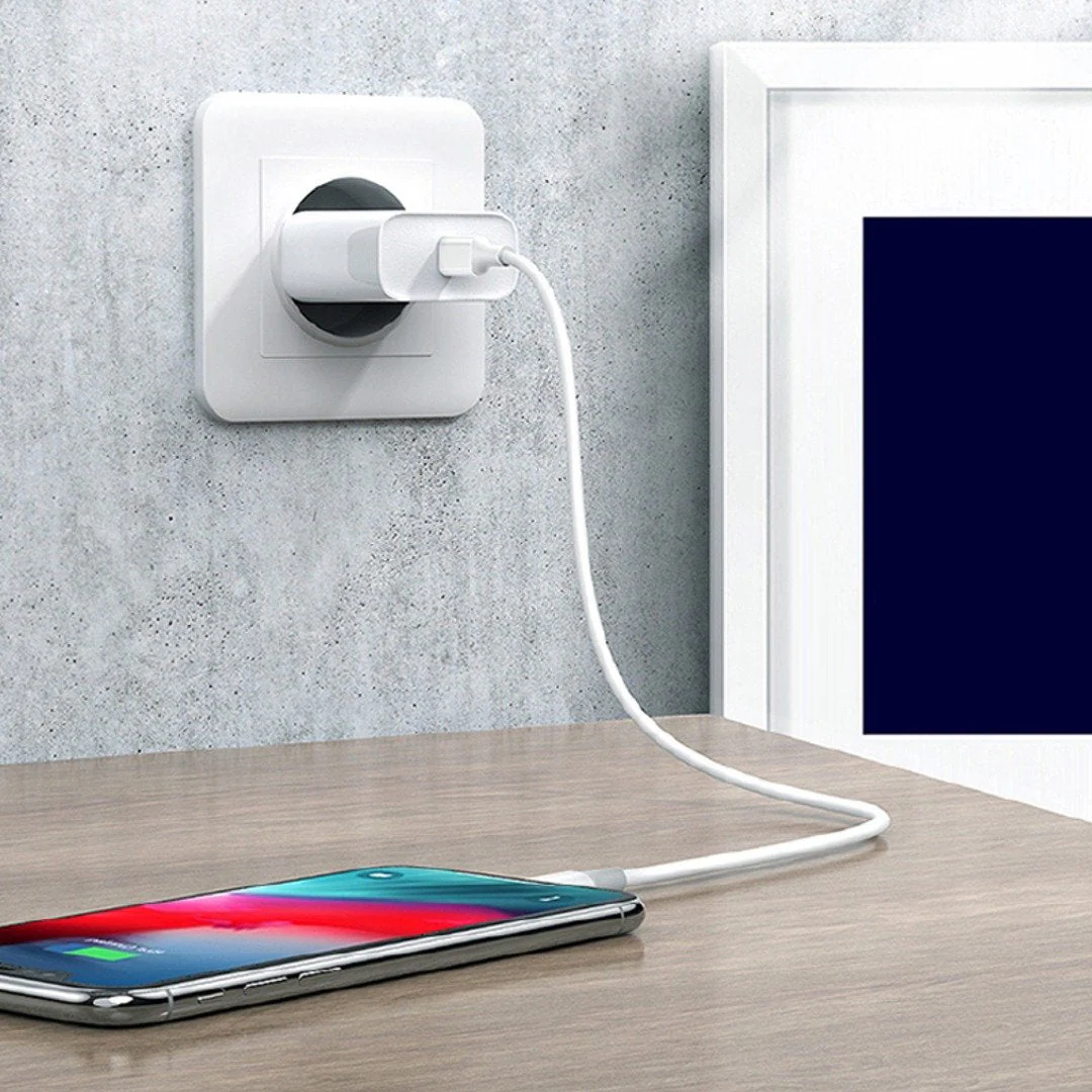 iPhone USB Type-C Power Adapter with Lightning Cable - Image 7