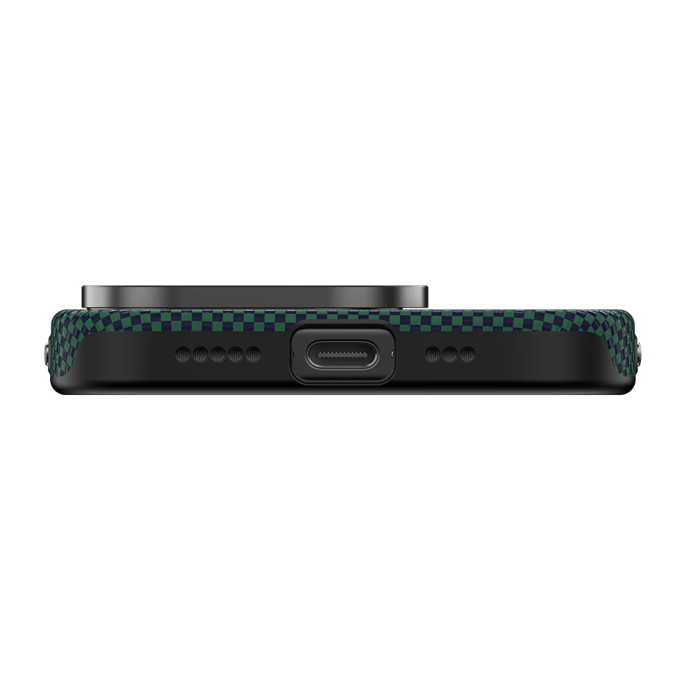 BENKS Bold Aurora Carbon Fiber Case - iPhone - Image 7