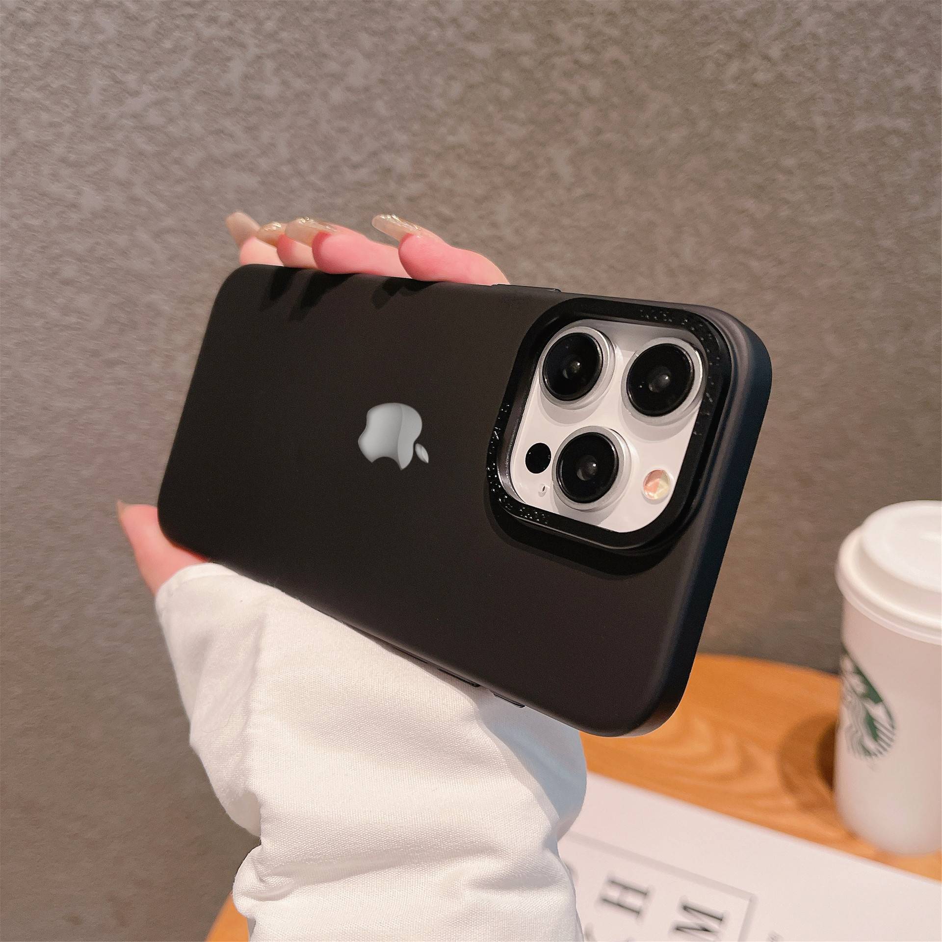Classic Refined Matte Grip Case - iPhone - Image 4