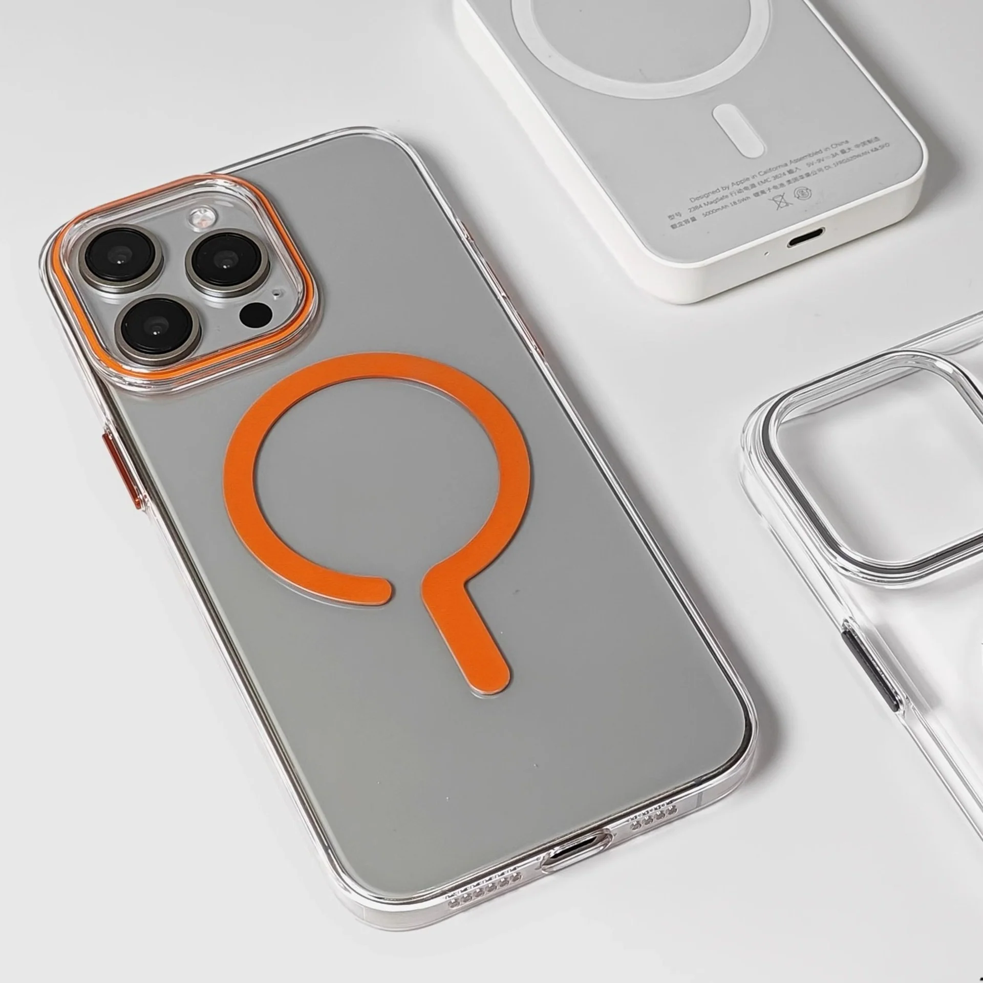 Crystal Clear Magnetic Hard Shell Case - iPhone - Image 5