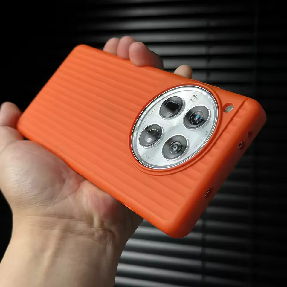 Edge Line Stripe Case - Image 6