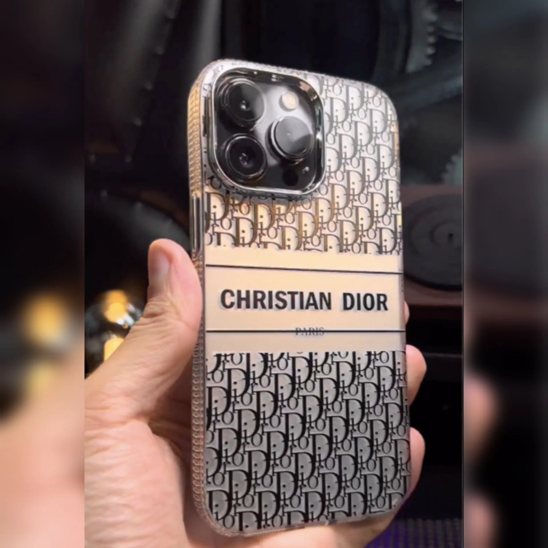 Elegance Classic Dior Pattern Case - iPhone - Image 4