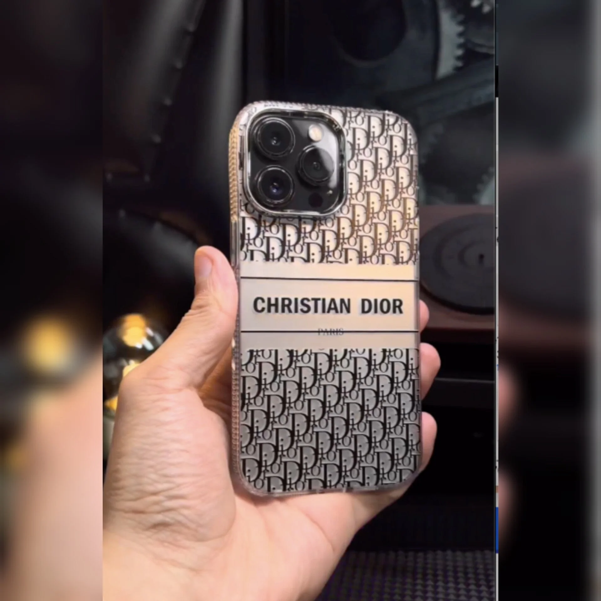 Elegance Classic Dior Pattern Case - iPhone - Image 5