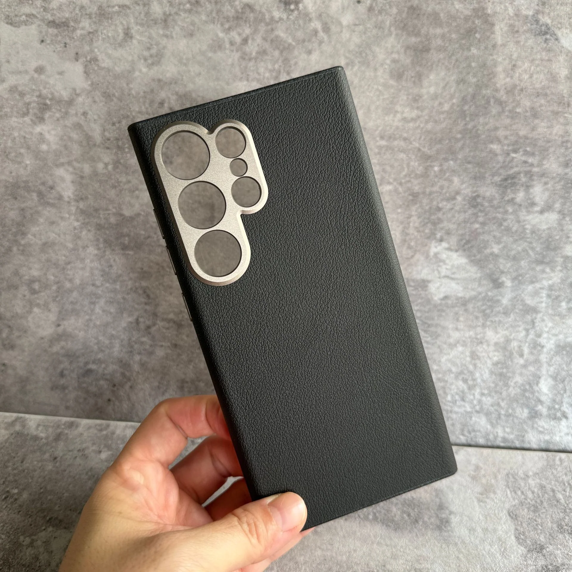 Elegant Redefined Plain Leather Case - Samsung - Image 3
