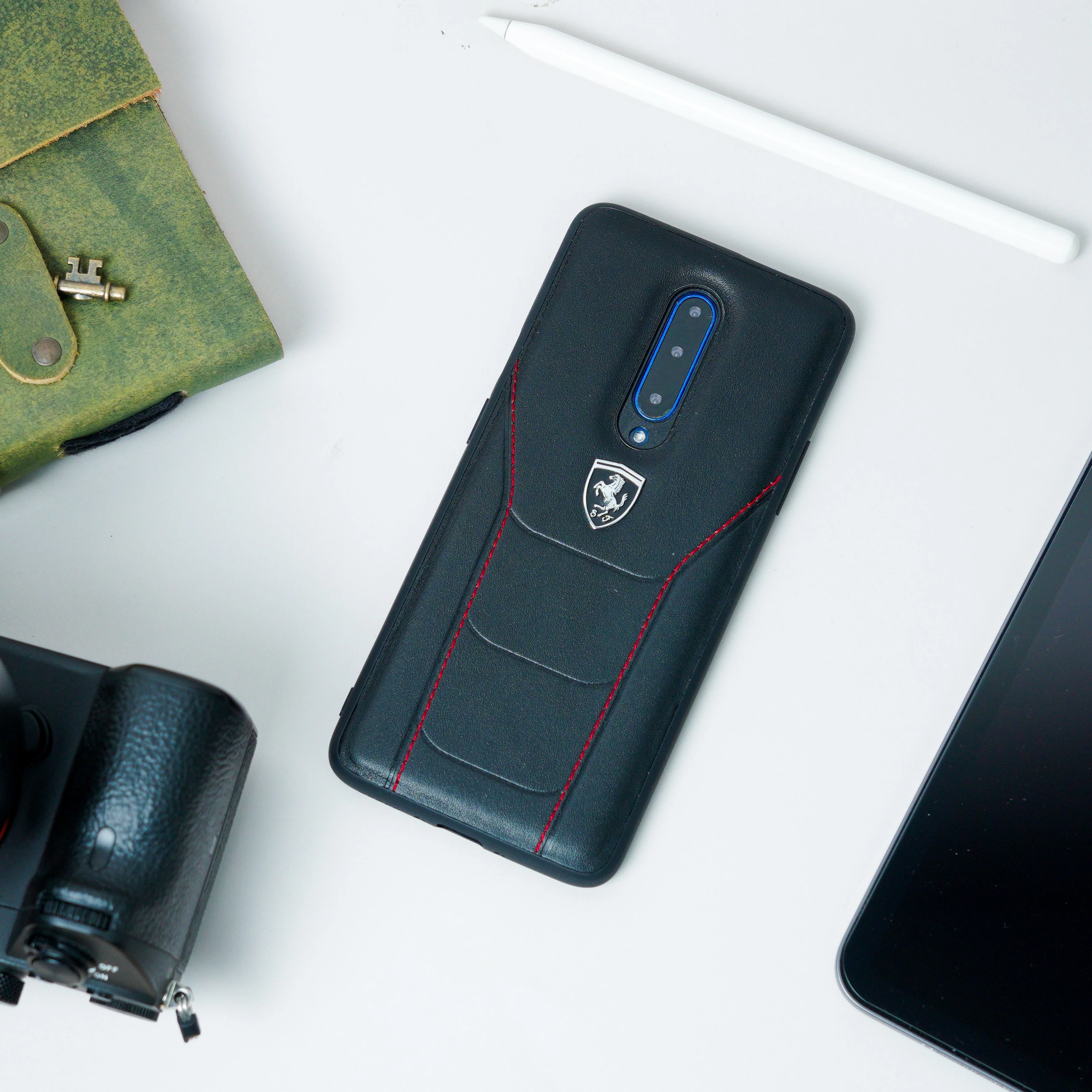 Ferrari ® Oneplus Series Genuine Leather Crafted Limited Edition Case - Image 2