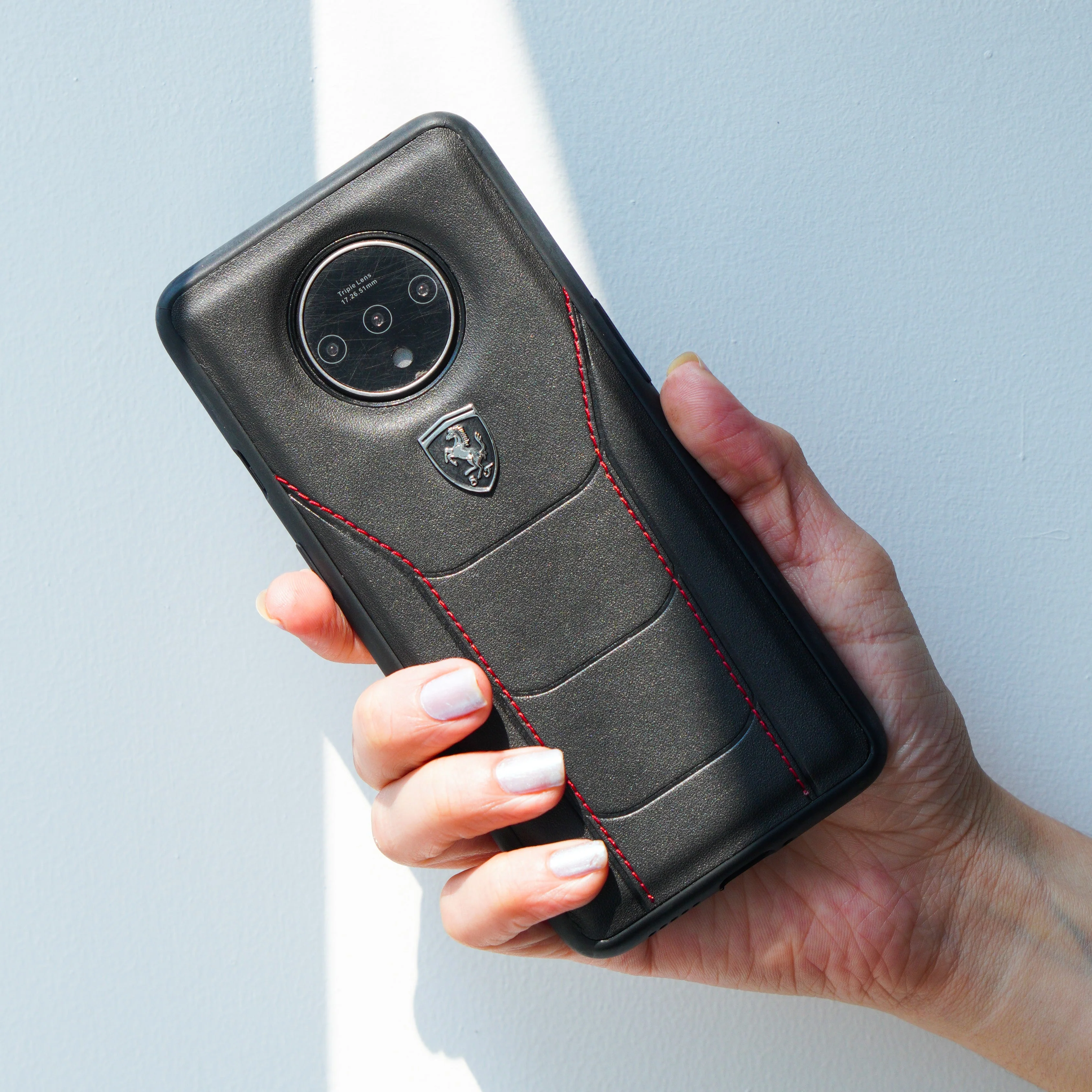 Ferrari ® Oneplus Series Genuine Leather Crafted Limited Edition Case - Image 4