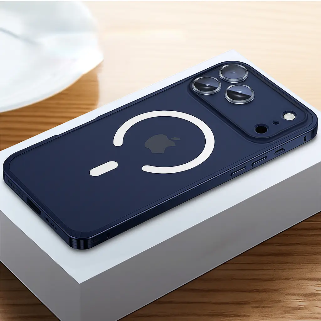 Fire Mist Transparent Magnetic Lock Case - Image 3