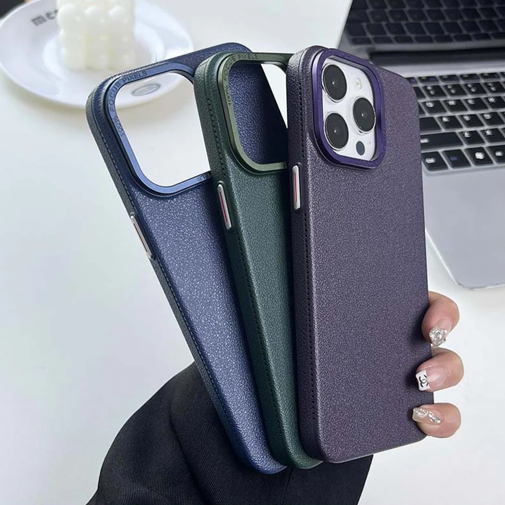 Frosted Elegance Leather Pattern Case - iPhone - Image 3