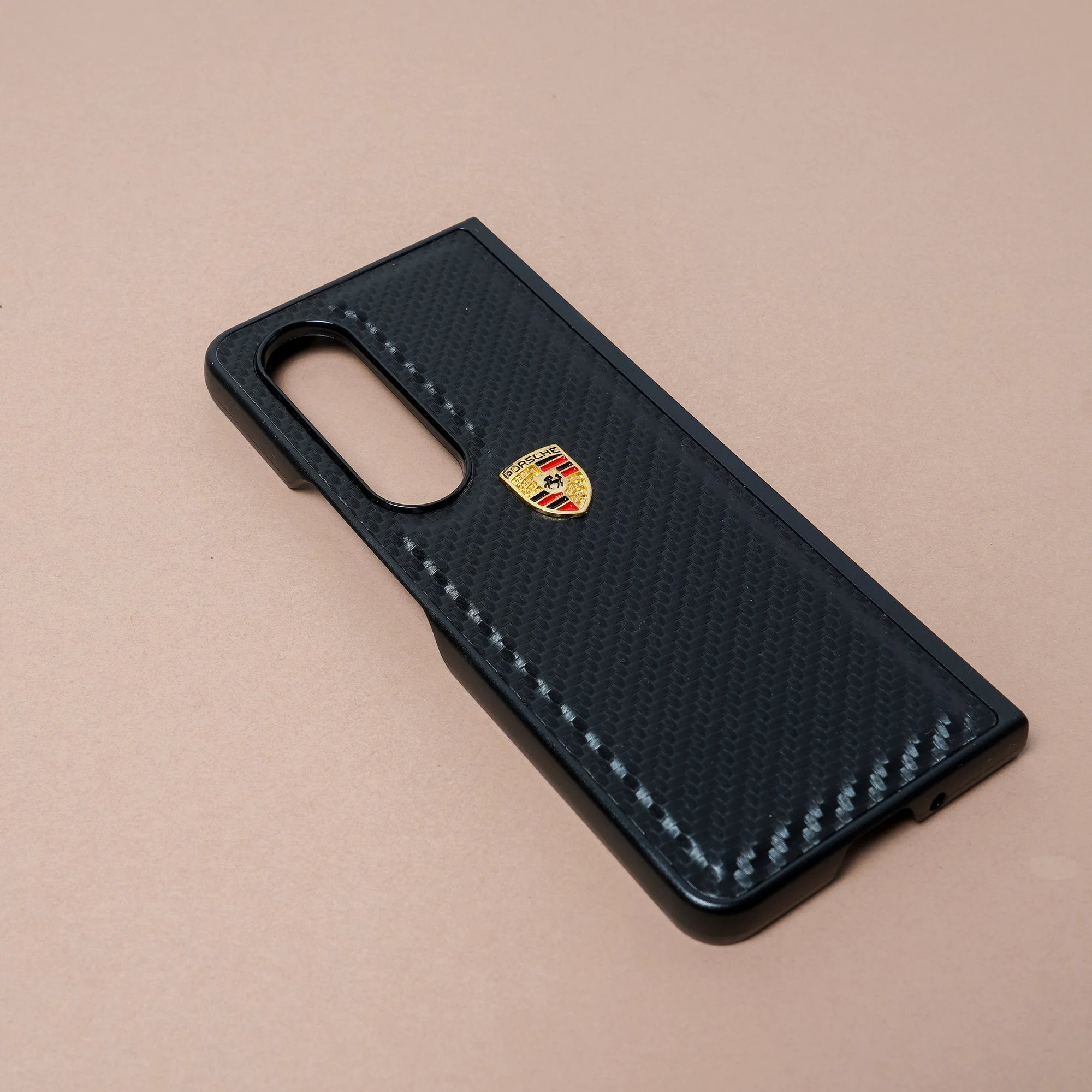 Galaxy Z Fold4 Carbon Fiber Motorsports Case - Image 4
