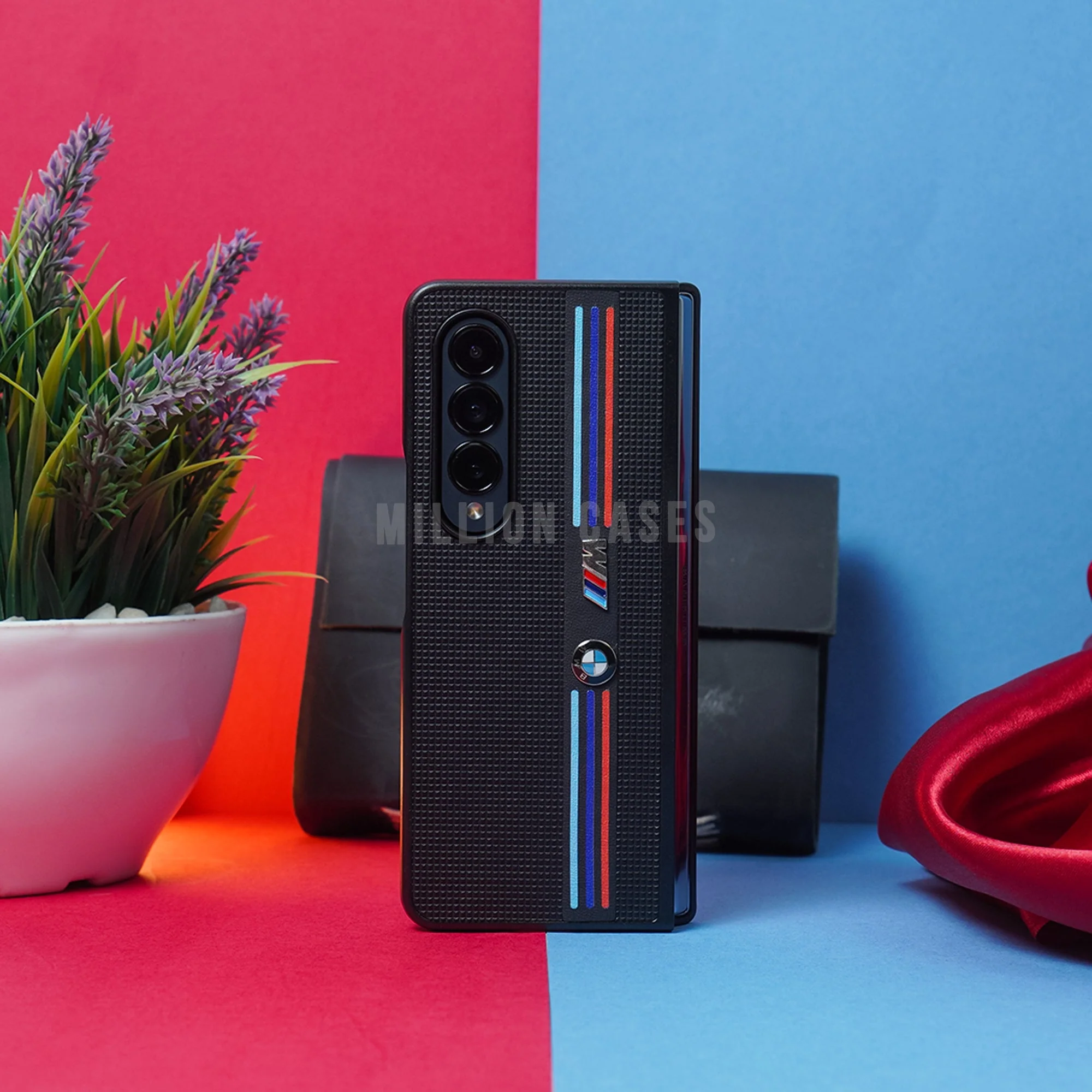 Galaxy Z Fold3 BMW Carbon Fiber Case - Image 12