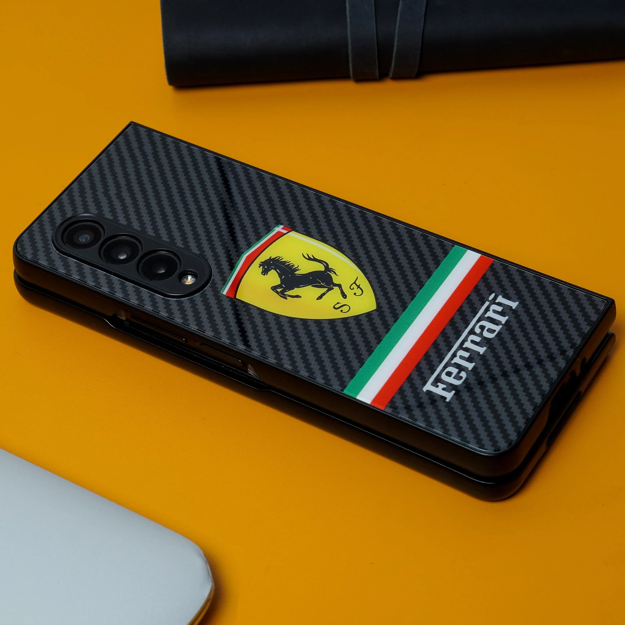 Galaxy Z Fold3 Luxurious Carbon Fiber Glass Case - Image 5