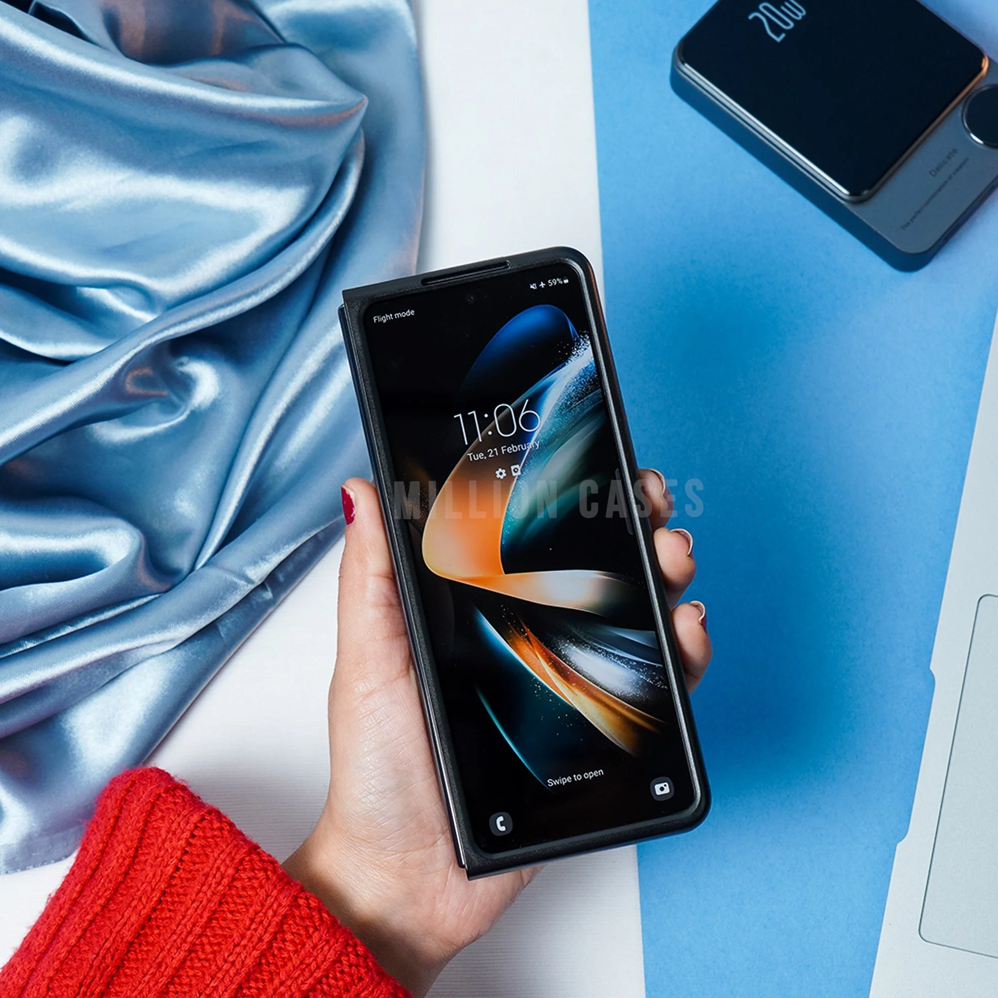 Galaxy Z Fold Series Luxurious Logo Stripe Case - Image 5
