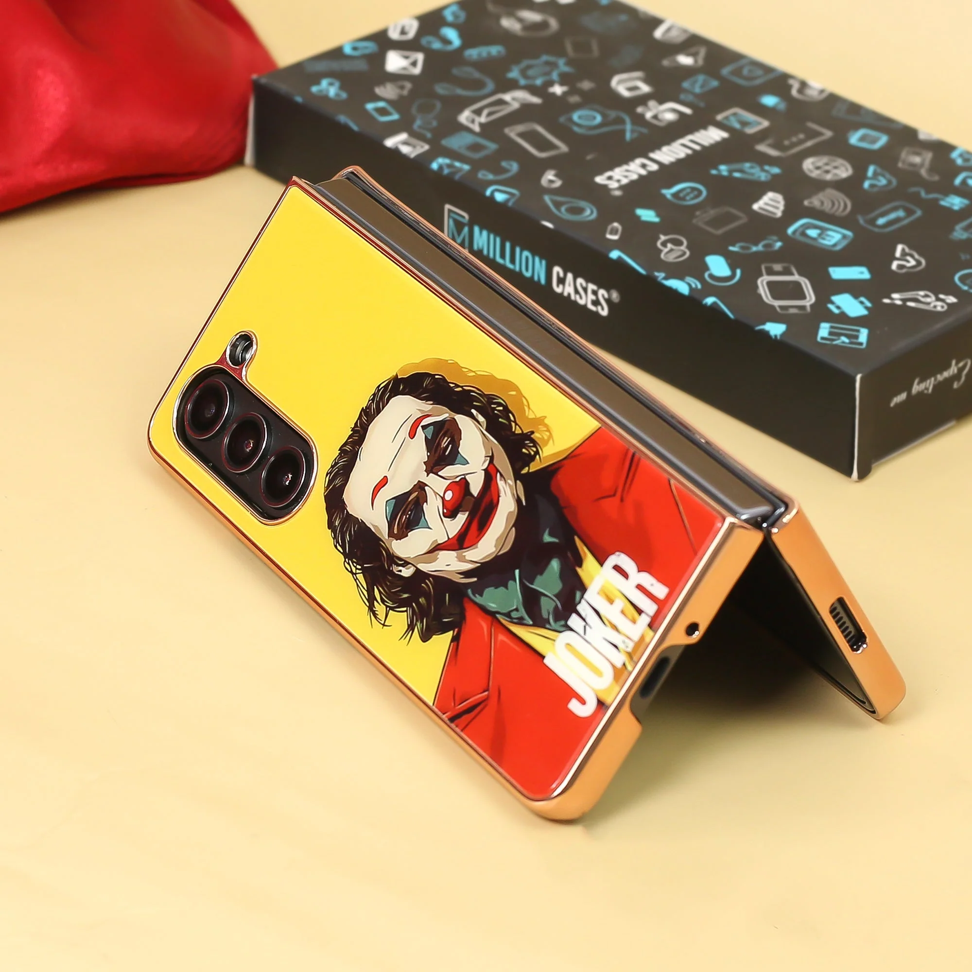 Galaxy Z Fold4 Joker Glass Back Case - Image 2