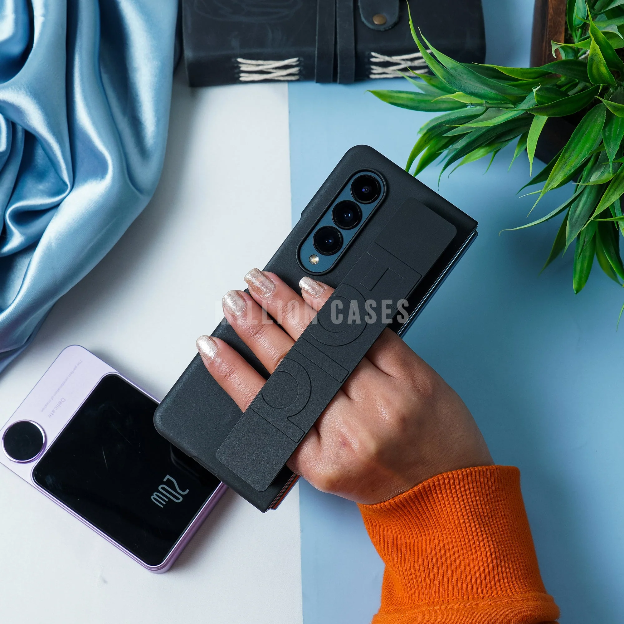 Galaxy Z Fold4 Wristband Matte Finish Case - Image 6