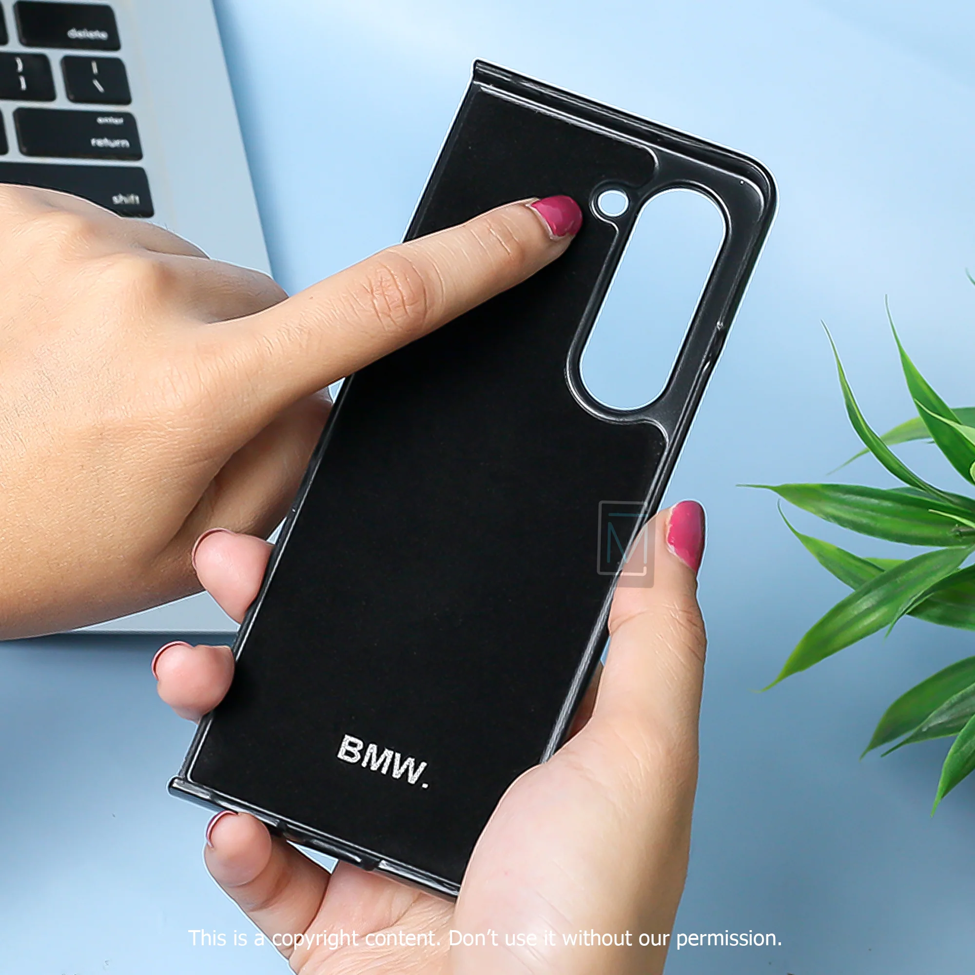 Galaxy Z Fold5 BMW Carbon Fiber Case - Image 5