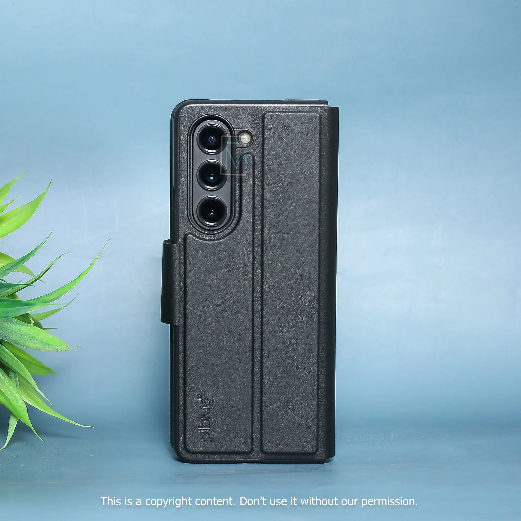 Galaxy Z Fold5 Classy Vintage-Inspired Leather Case - Image 2