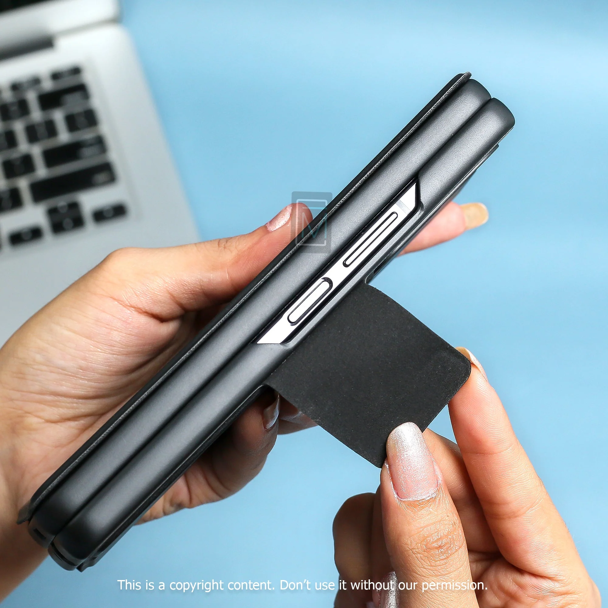 Galaxy Z Fold5 Classy Vintage-Inspired Leather Case - Image 6