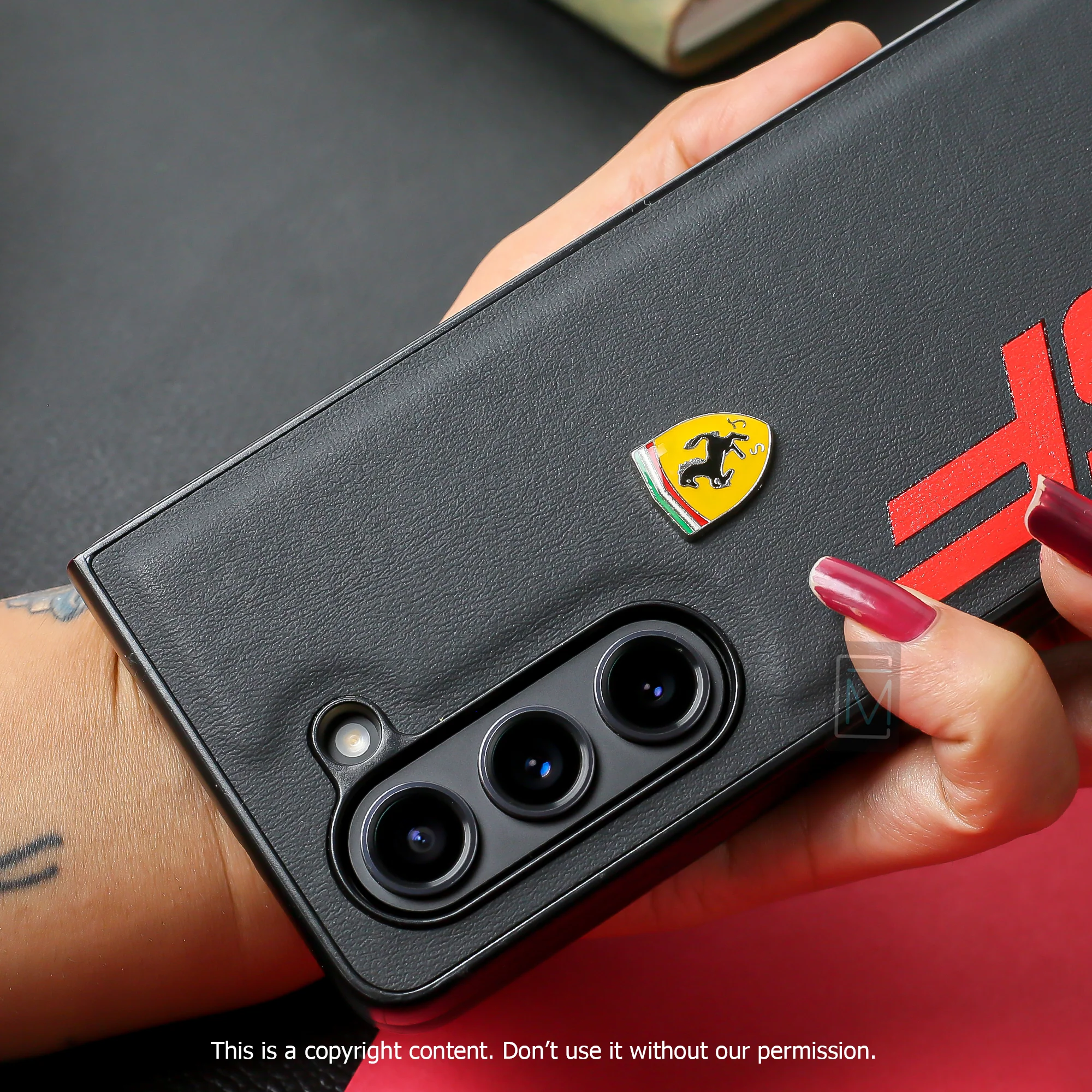 Galaxy Z Fold5 Speed Edition Ferrari Leather Case - Image 10