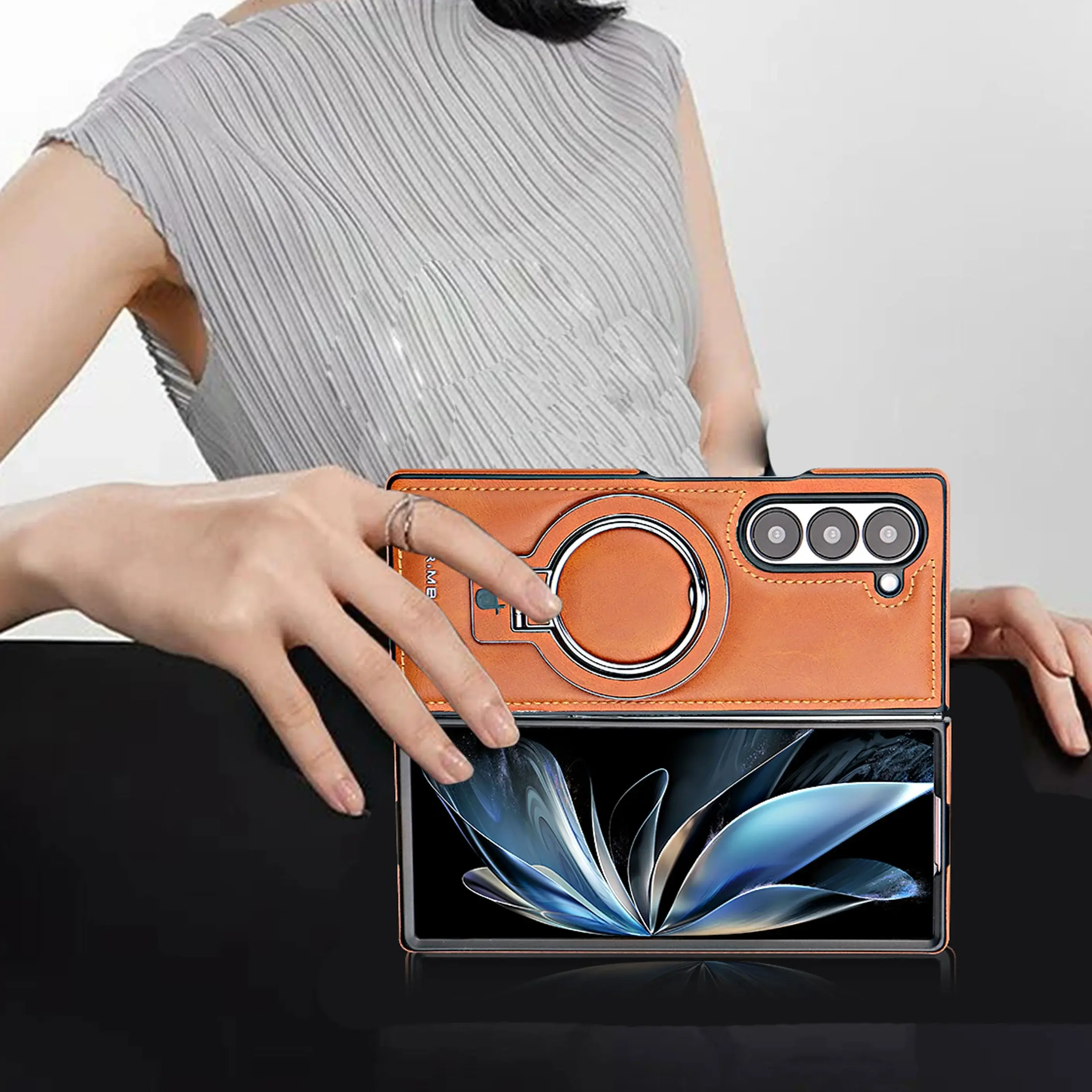 Galaxy Z Fold6 Luxury Ring Holder Leather Case - Image 5