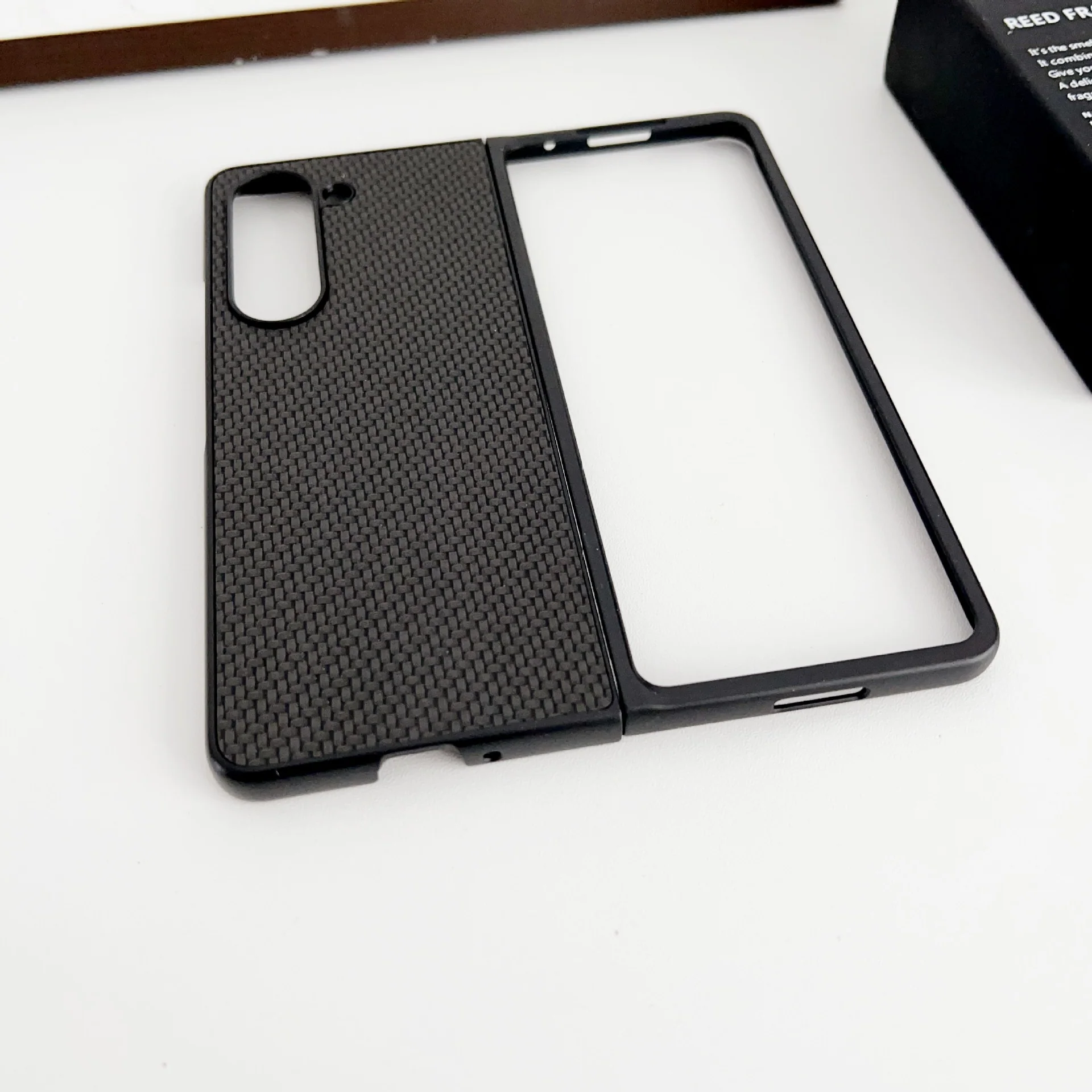 Galaxy Z Fold6 Premium Bamboo Mat Leather Case - Image 3