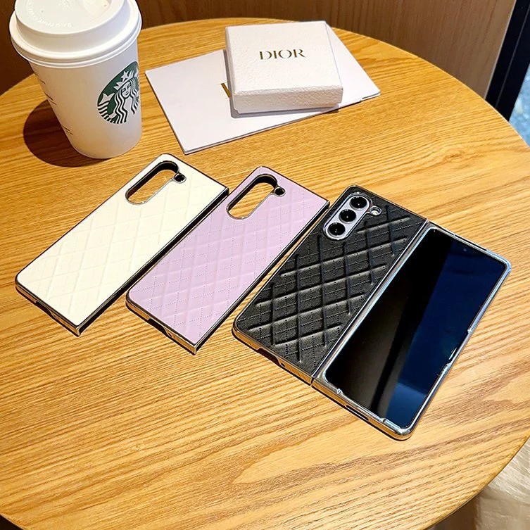 Galaxy Z Fold6 Premium Diamond Pattern Leather Case - Image 4