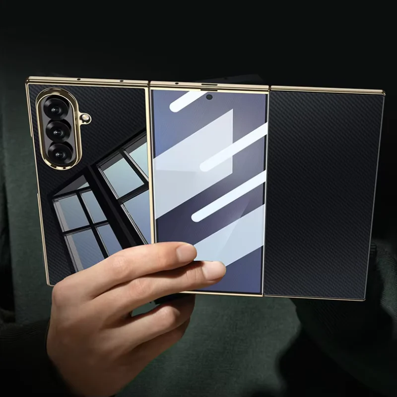 Galaxy Z TriFold Aurum Carbon Prestige Case - Image 4