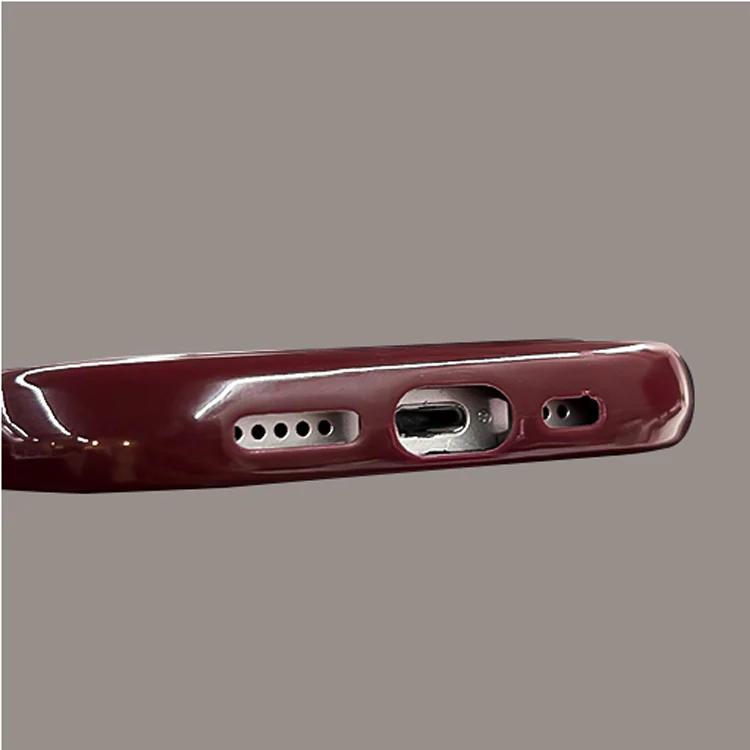 Glossy Varnish Wavy Pattern Case - iPhone - Image 16