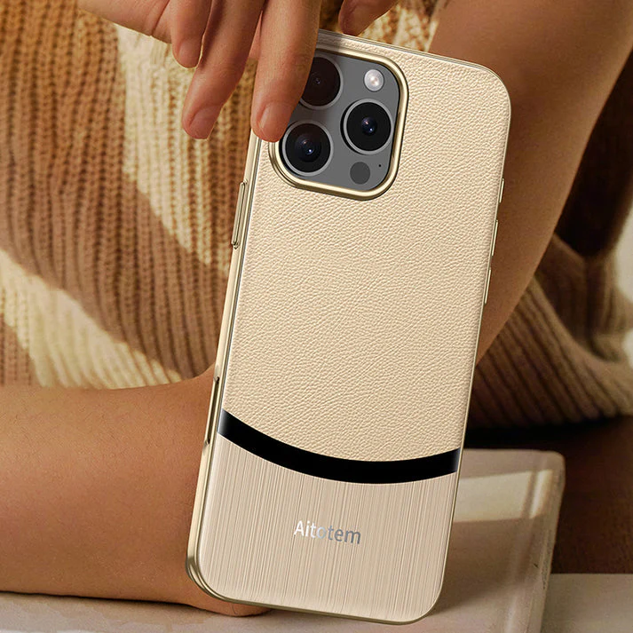 High-End Fine Grain Leather Case - iPhone - Image 9