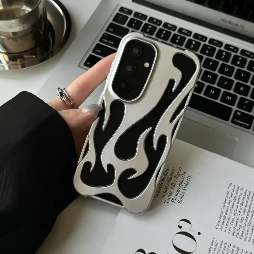 Hollow Flame Design Heat Dissipation Case - Samsung - Image 13