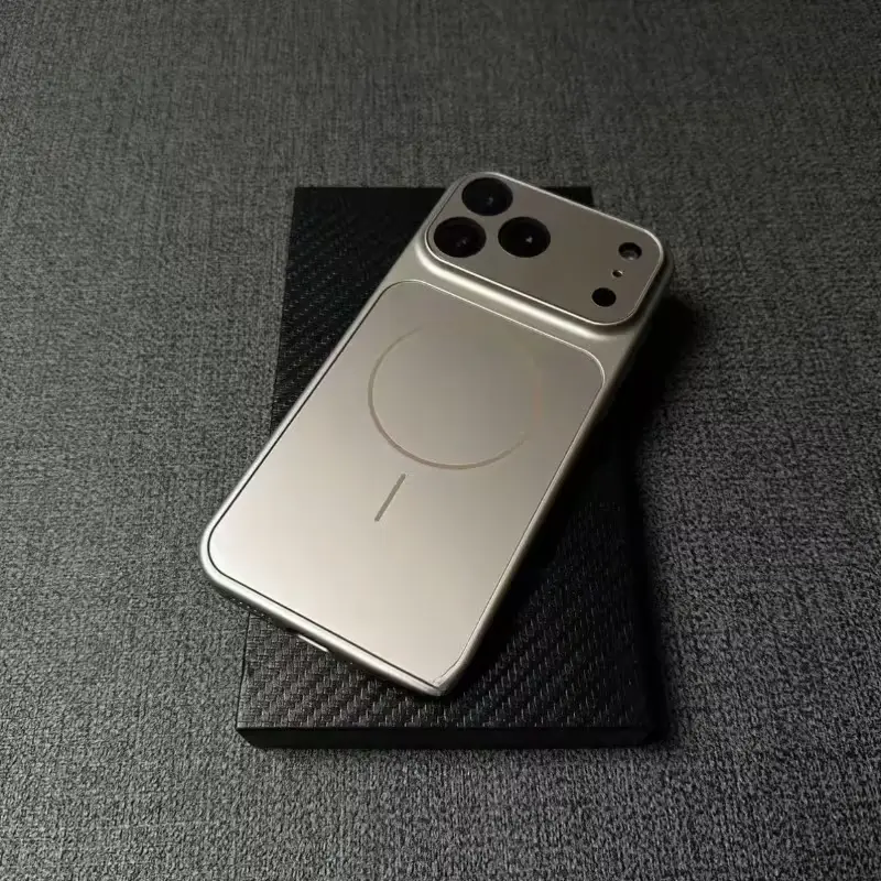 Inferno Edge MagSafe Shield Case For iPhone - Image 5