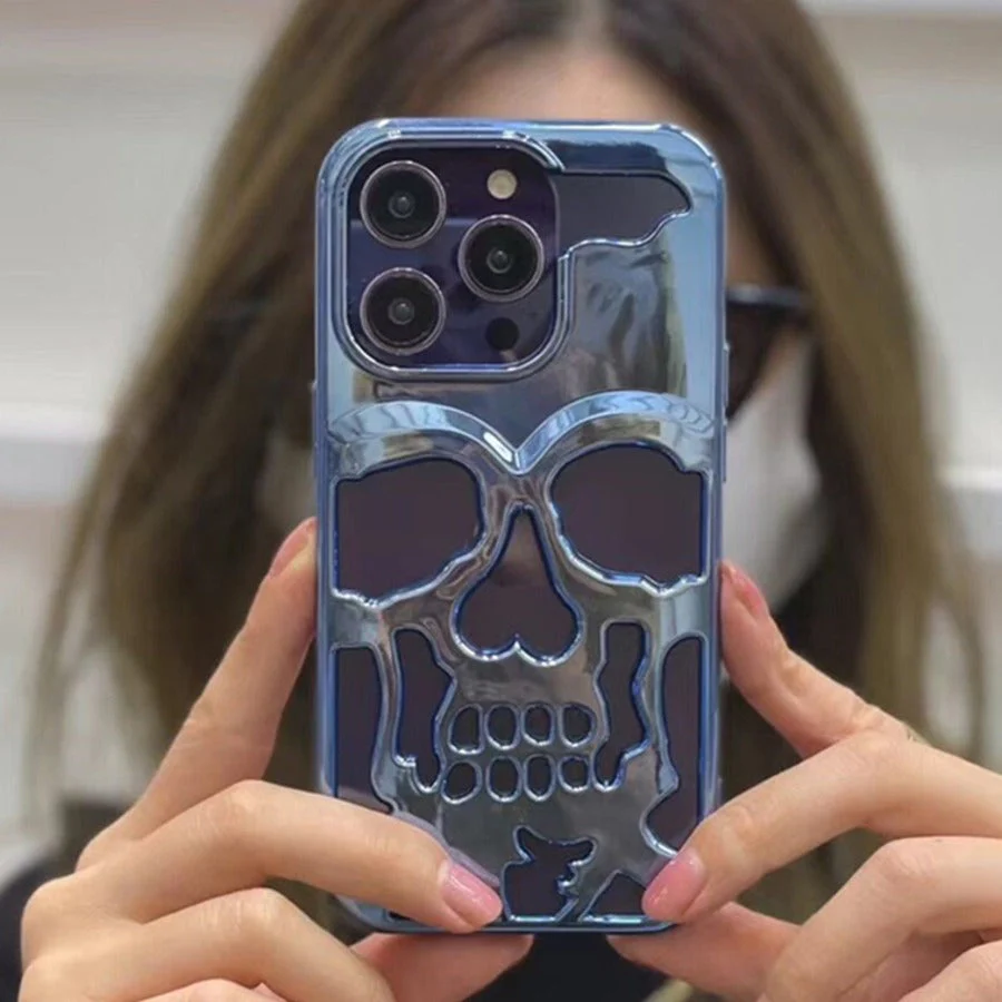 iPhone 13 Pro Hollow Skull Design Case - Image 4