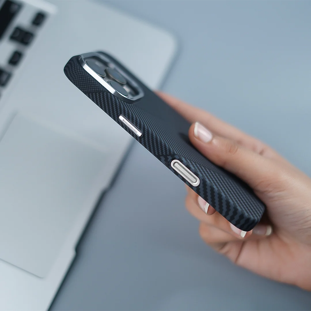 iPhone 16 Series Rugged Elite Carbon Fiber Armor Case - Image 10