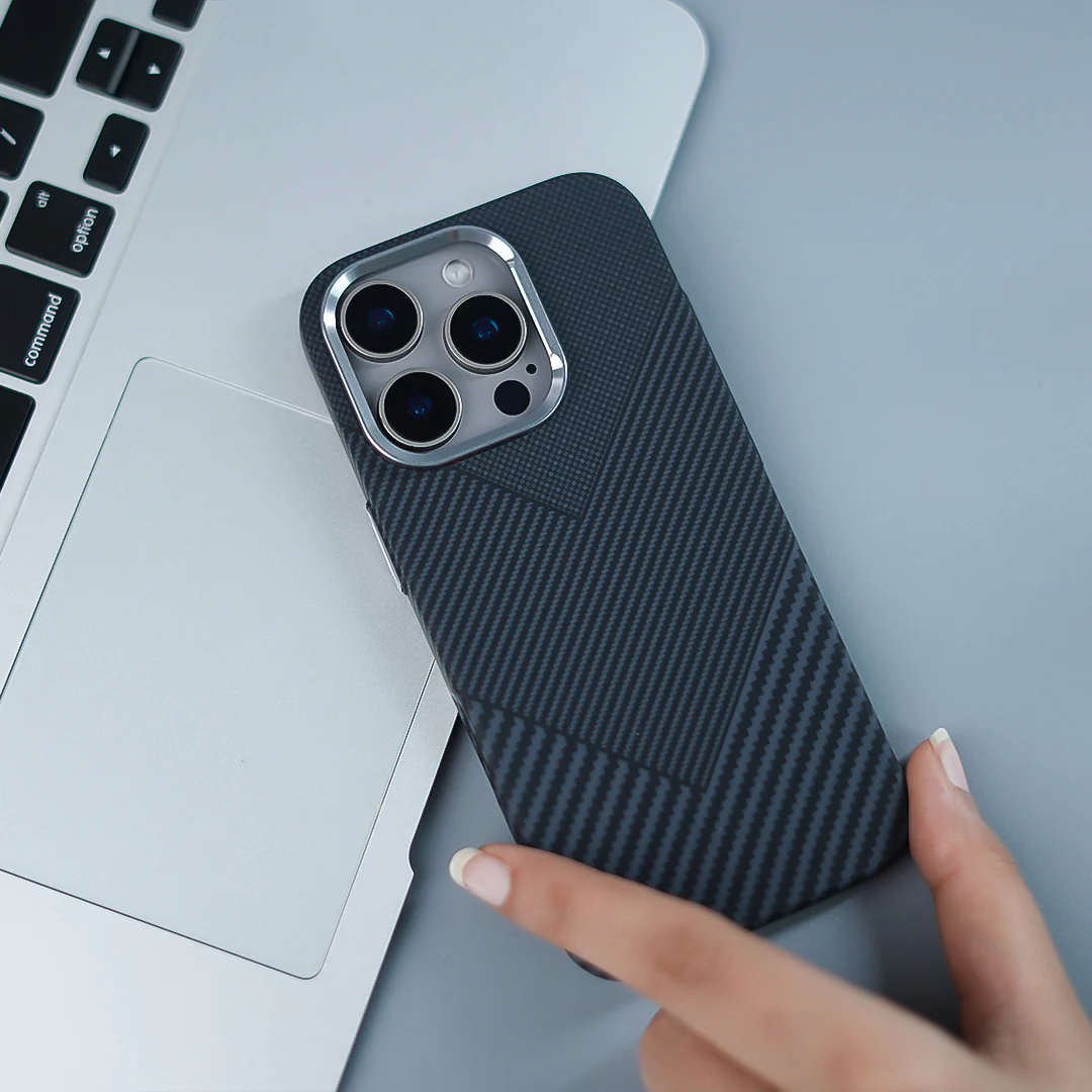 iPhone 16 Series Rugged Elite Carbon Fiber Armor Case - Image 2