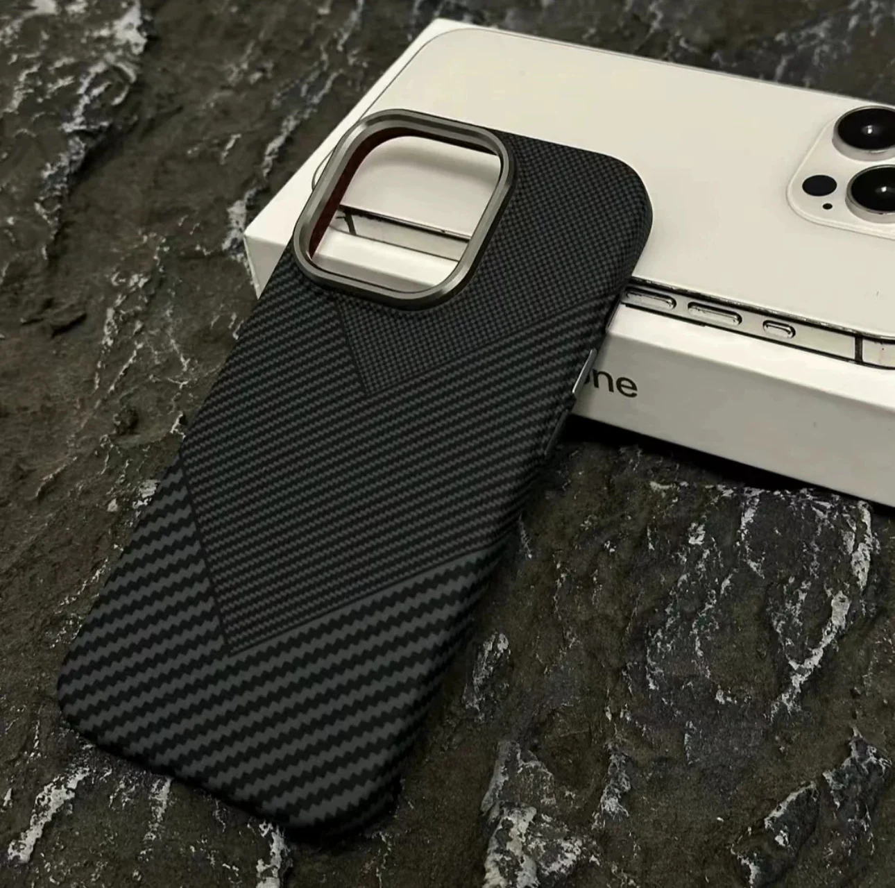 iPhone 16 Series Rugged Elite Carbon Fiber Armor Case - Image 9
