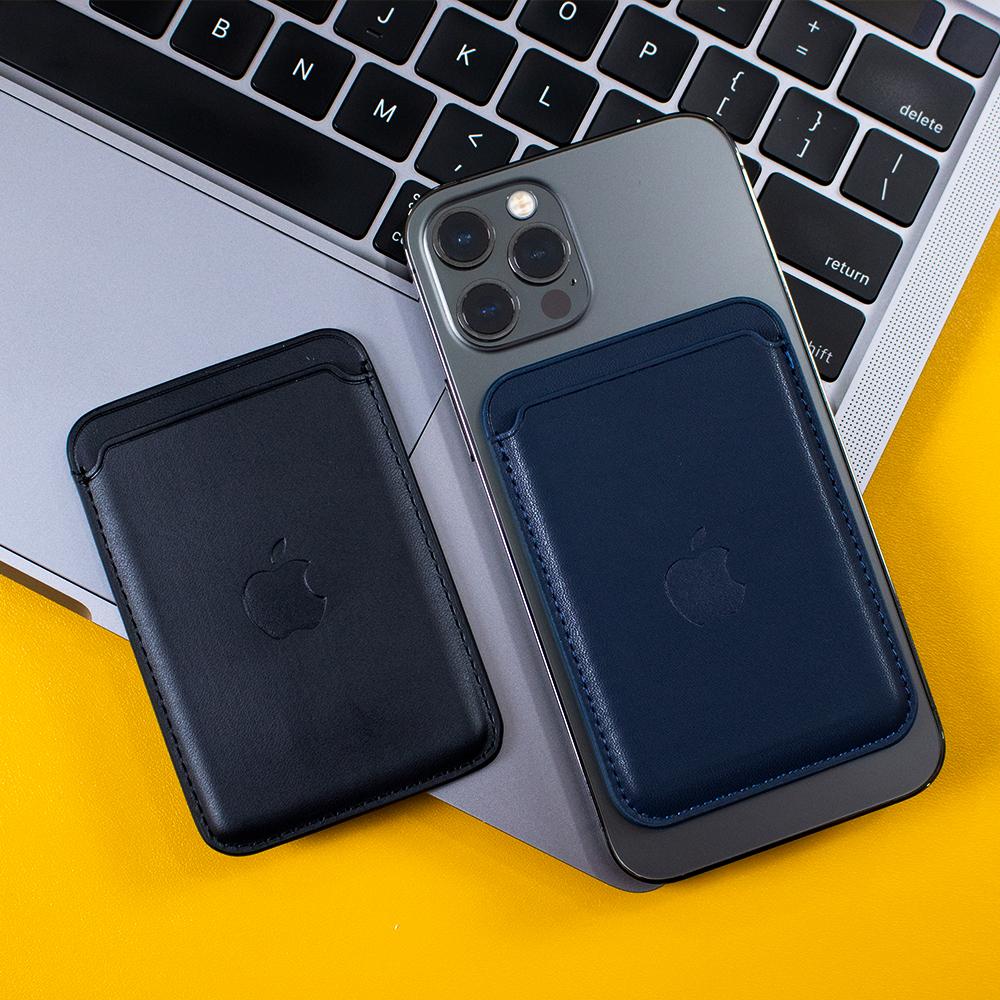 iPhone Leather Wallet with MagSafe - Image 15