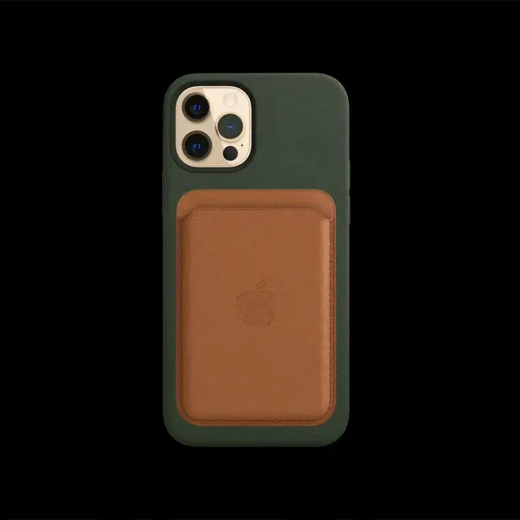iPhone Leather Wallet with MagSafe - Image 2