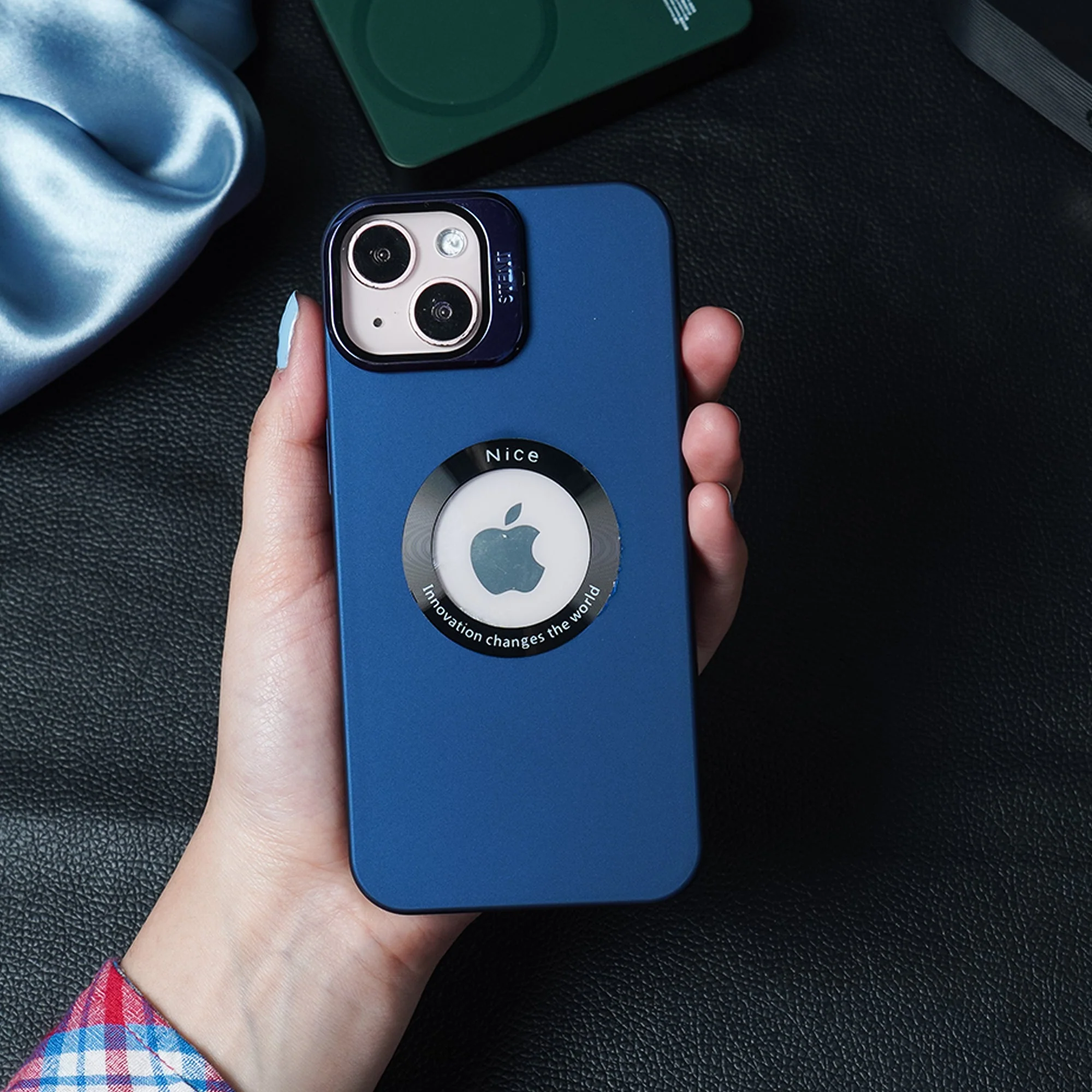 Luxury Camera Stand With Logo Cut Case - iPhone - Image 3