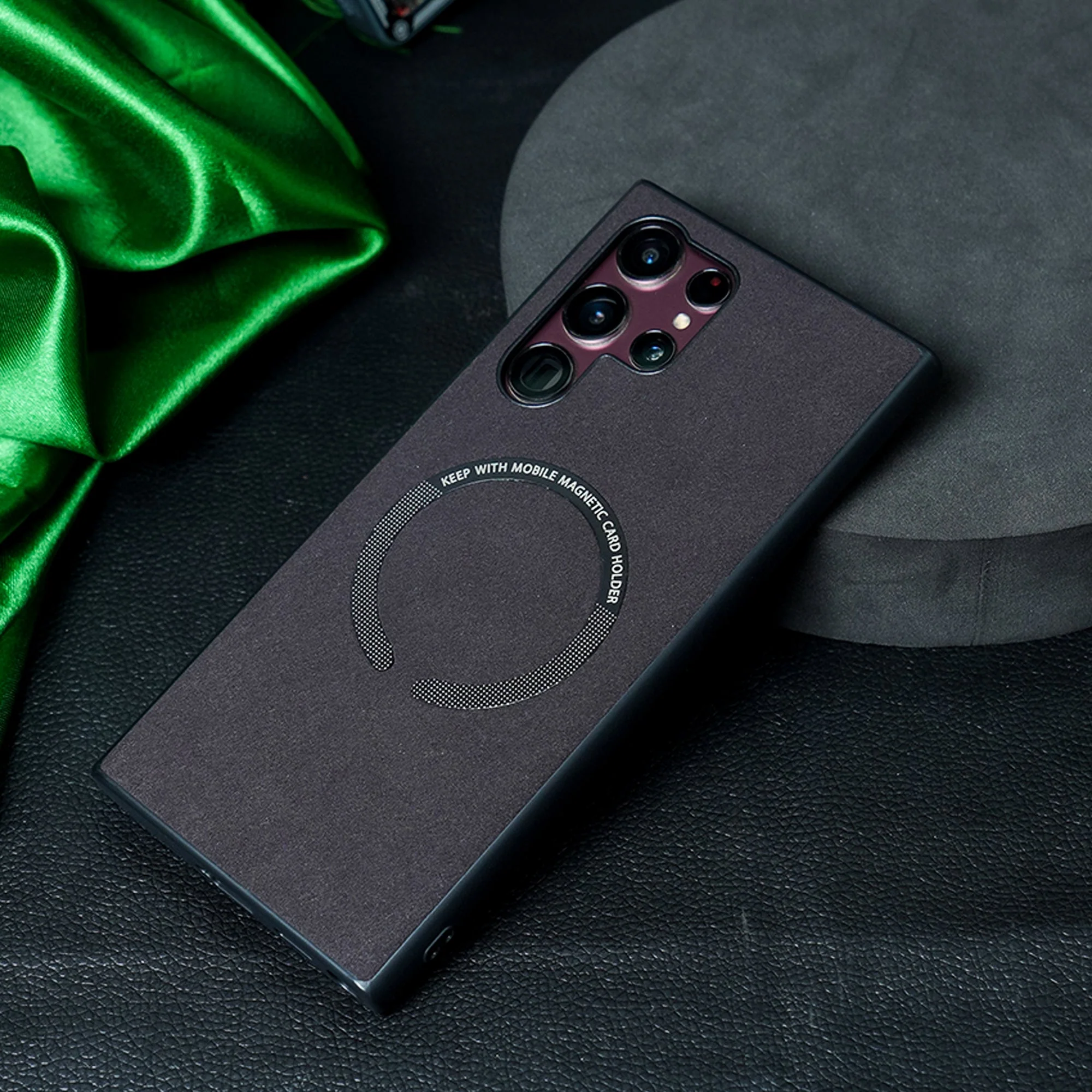Luxury Fabric Magsafe Case - Image 7