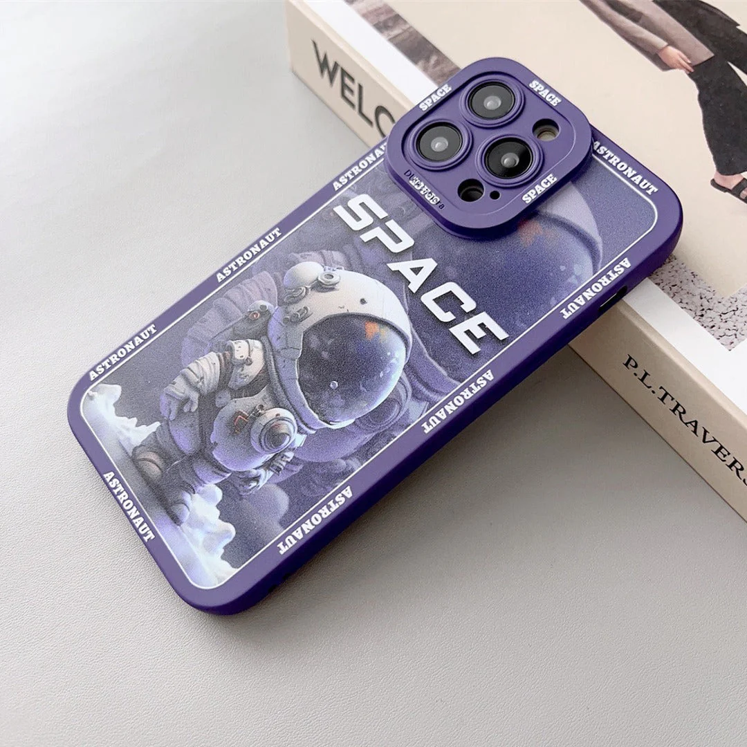 Luxury Space Astronaut Defender Case - iPhone - Image 3