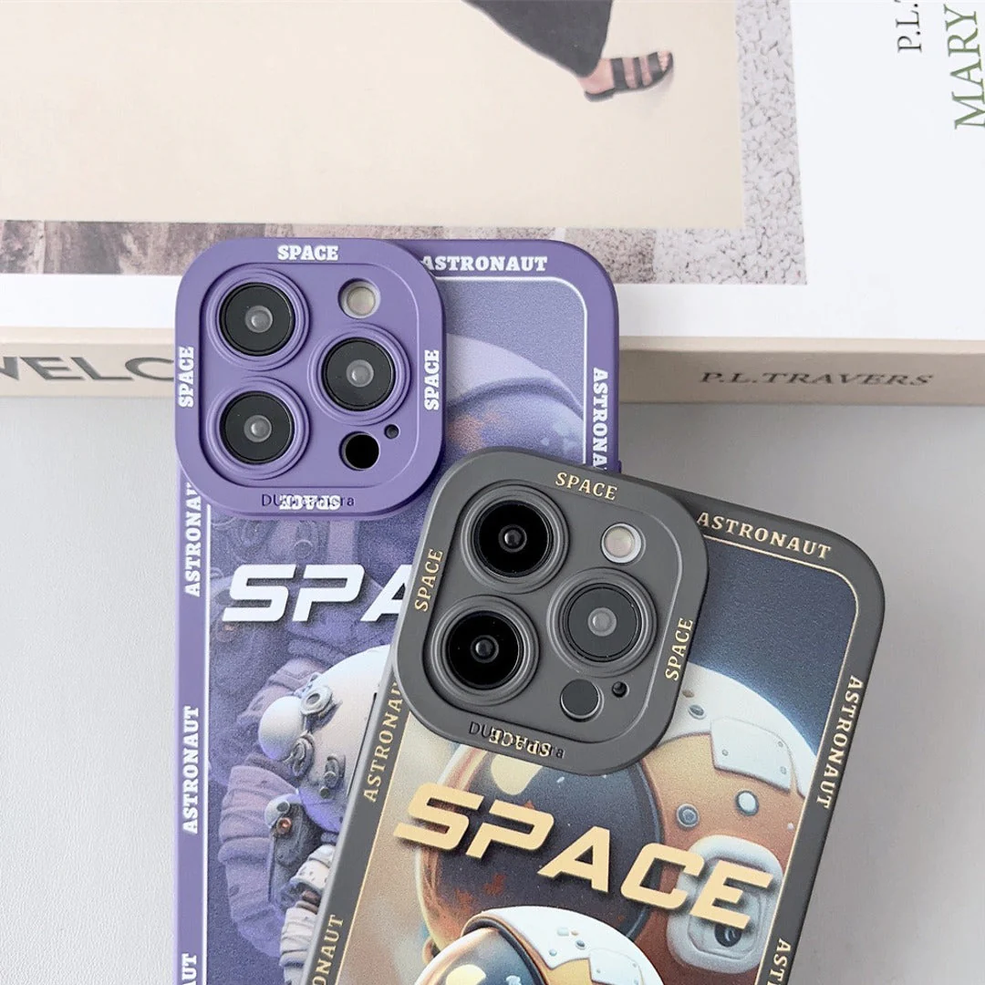 Luxury Space Astronaut Defender Case - iPhone - Image 5