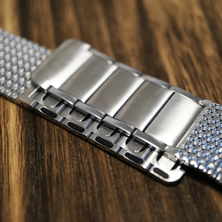 Luxury Steel Magnet Clasp Strap for Apple Watch - Image 5