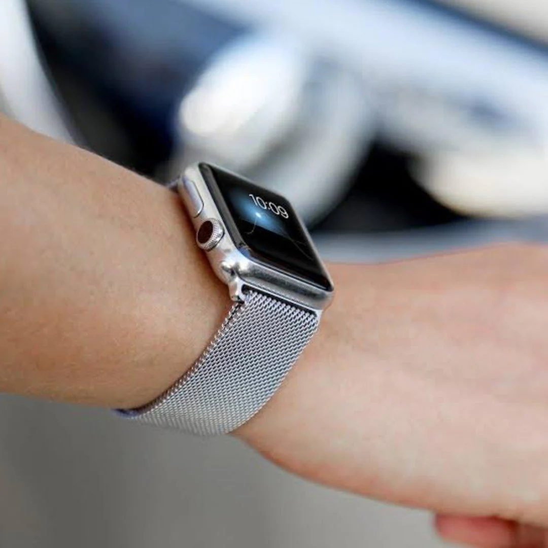 Magnetic Aluminium Strap for Apple Watch - Image 13