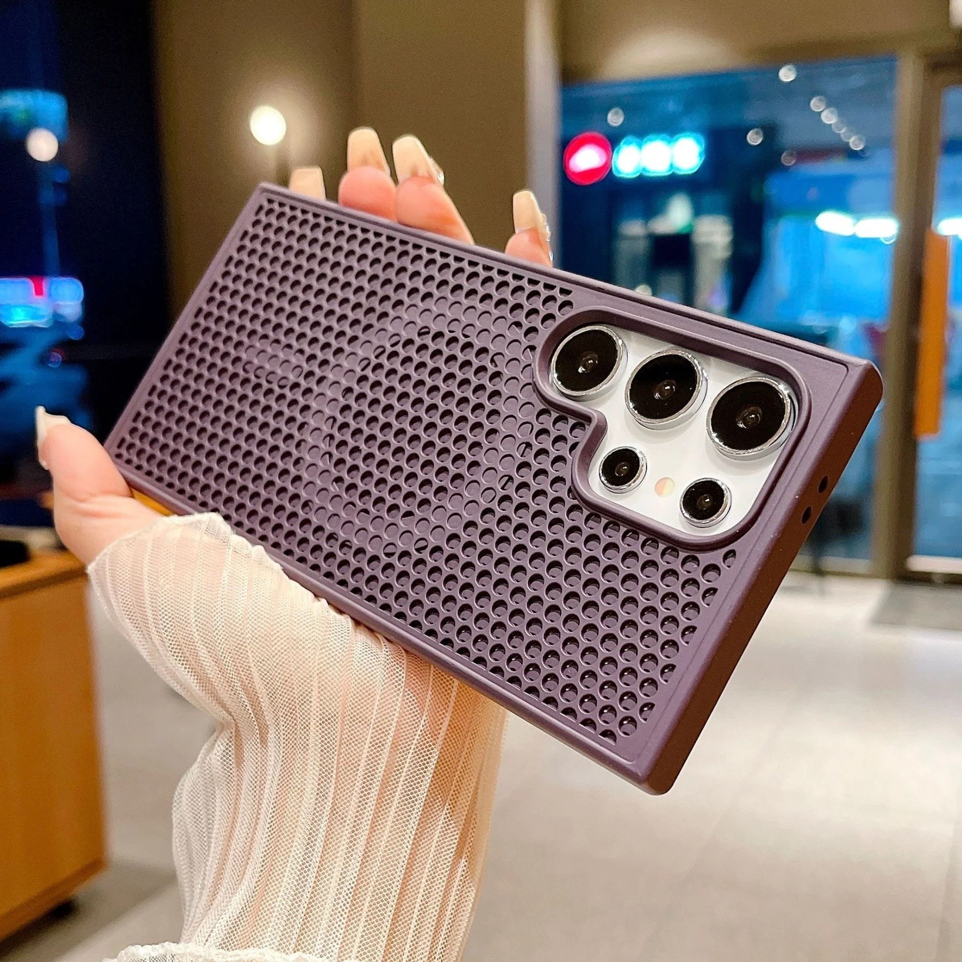 Magnetic Lattice Heat Dissipation Case - Samsung - Image 3