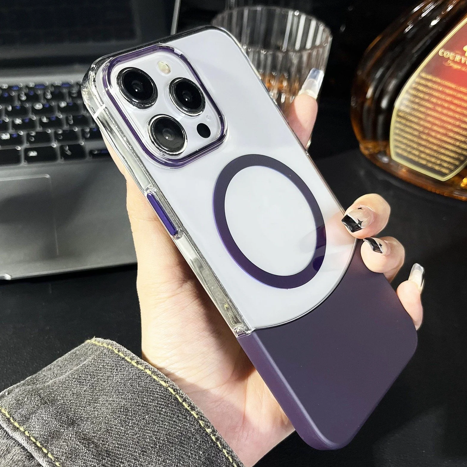 Magnetic Splicing Contrast Transparent Case - iPhone - Image 3