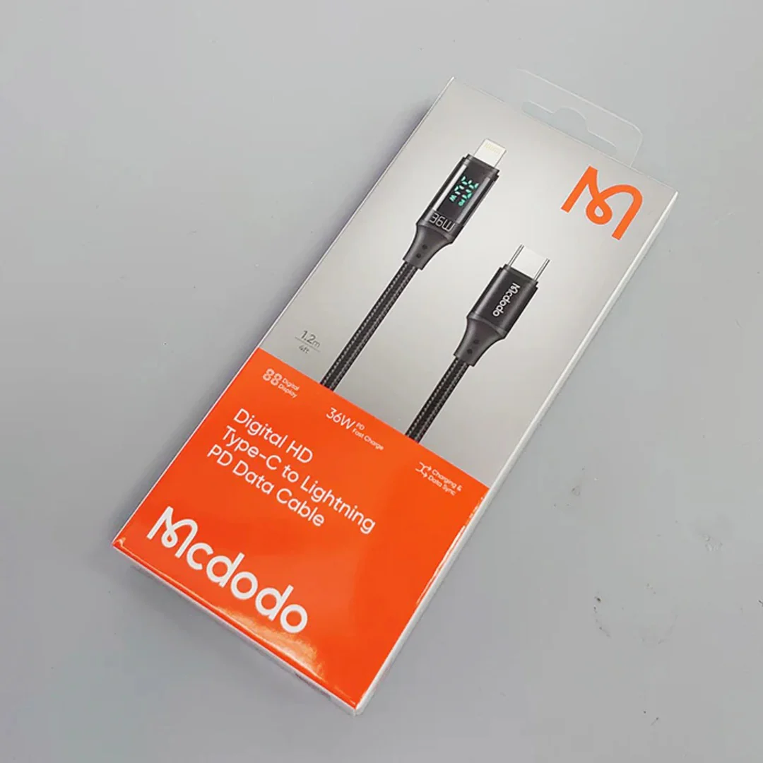 Mcdodo 36W PD Intelligent Display Type C to Lightning Cable - Image 2