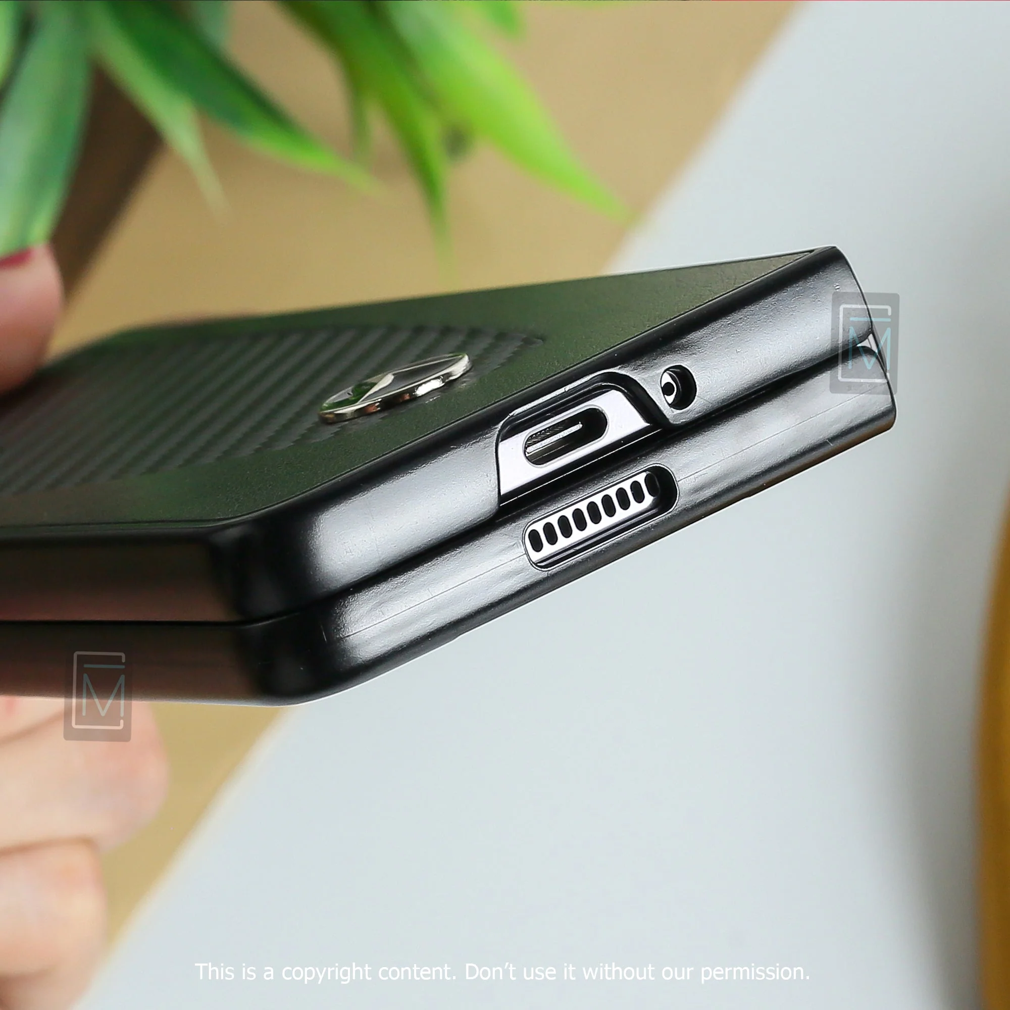 Mercedes Benz ® Galaxy Z Fold5 Carbon Fiber Hybrid Case - Image 7