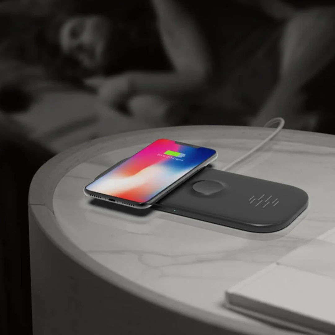 MK ® WiWU Power Air 3 in 1 Wireless Charging Pad - Image 3