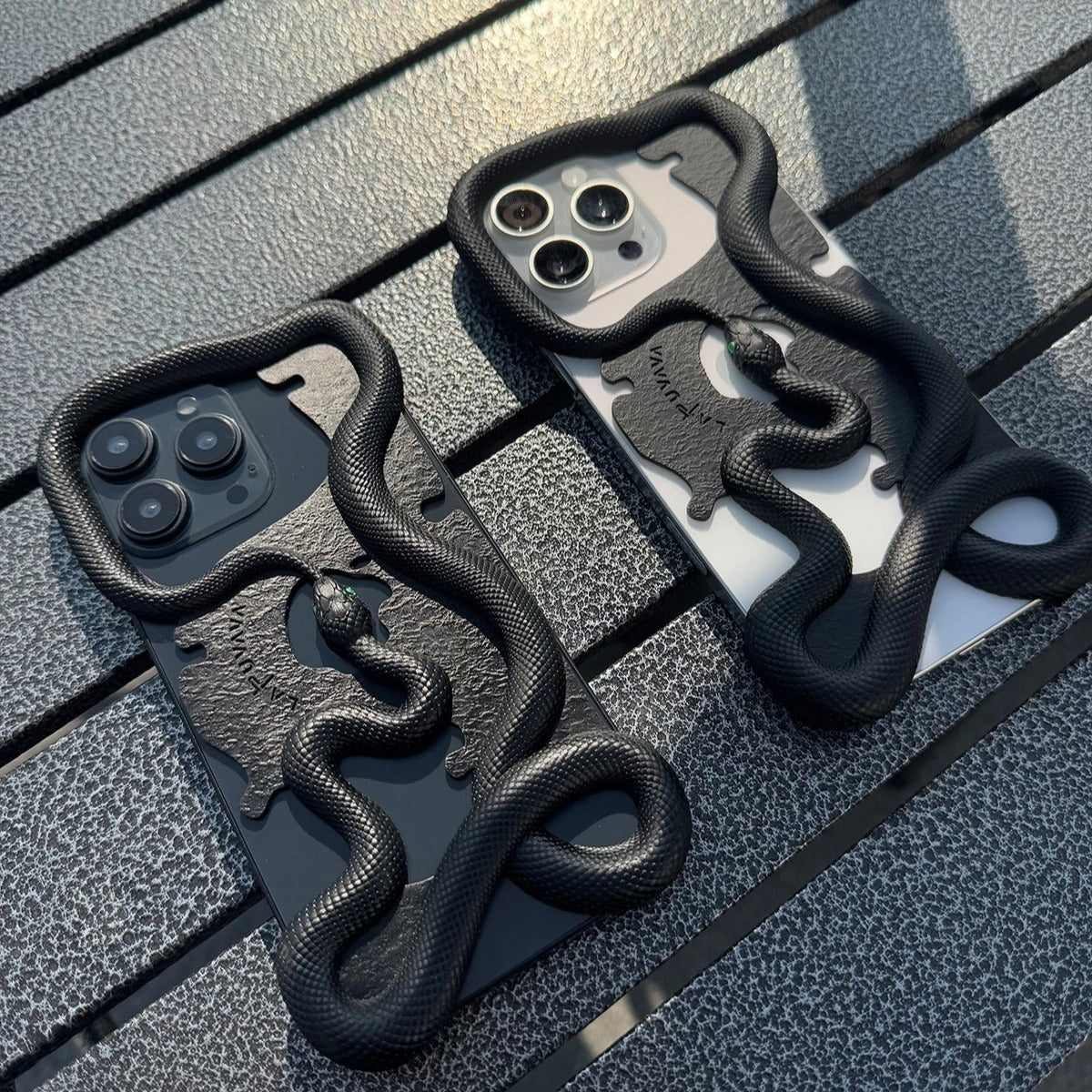 Venomous Shield Case - iPhone - Image 4